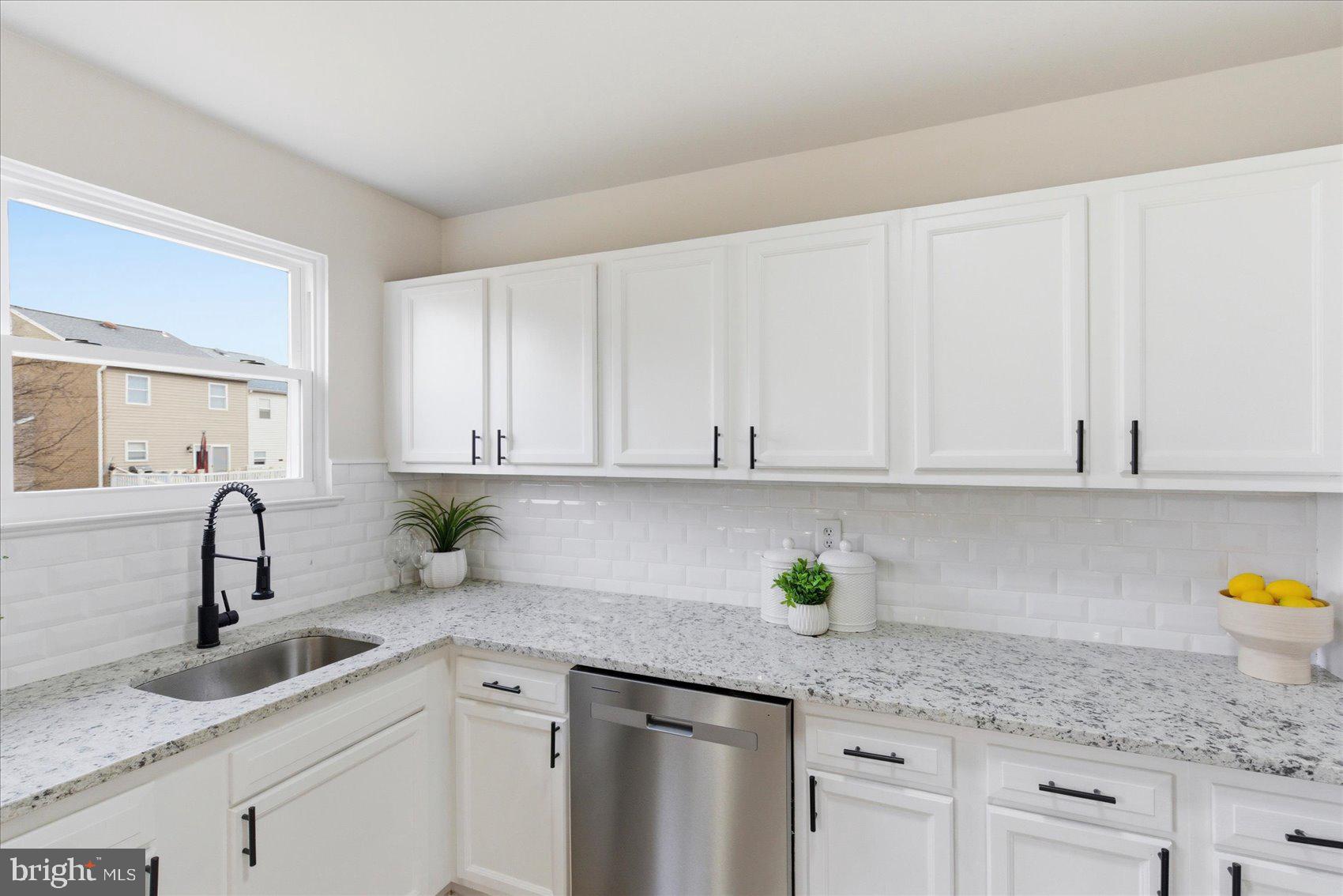 UPTON VILLAGE NORTH - Residential