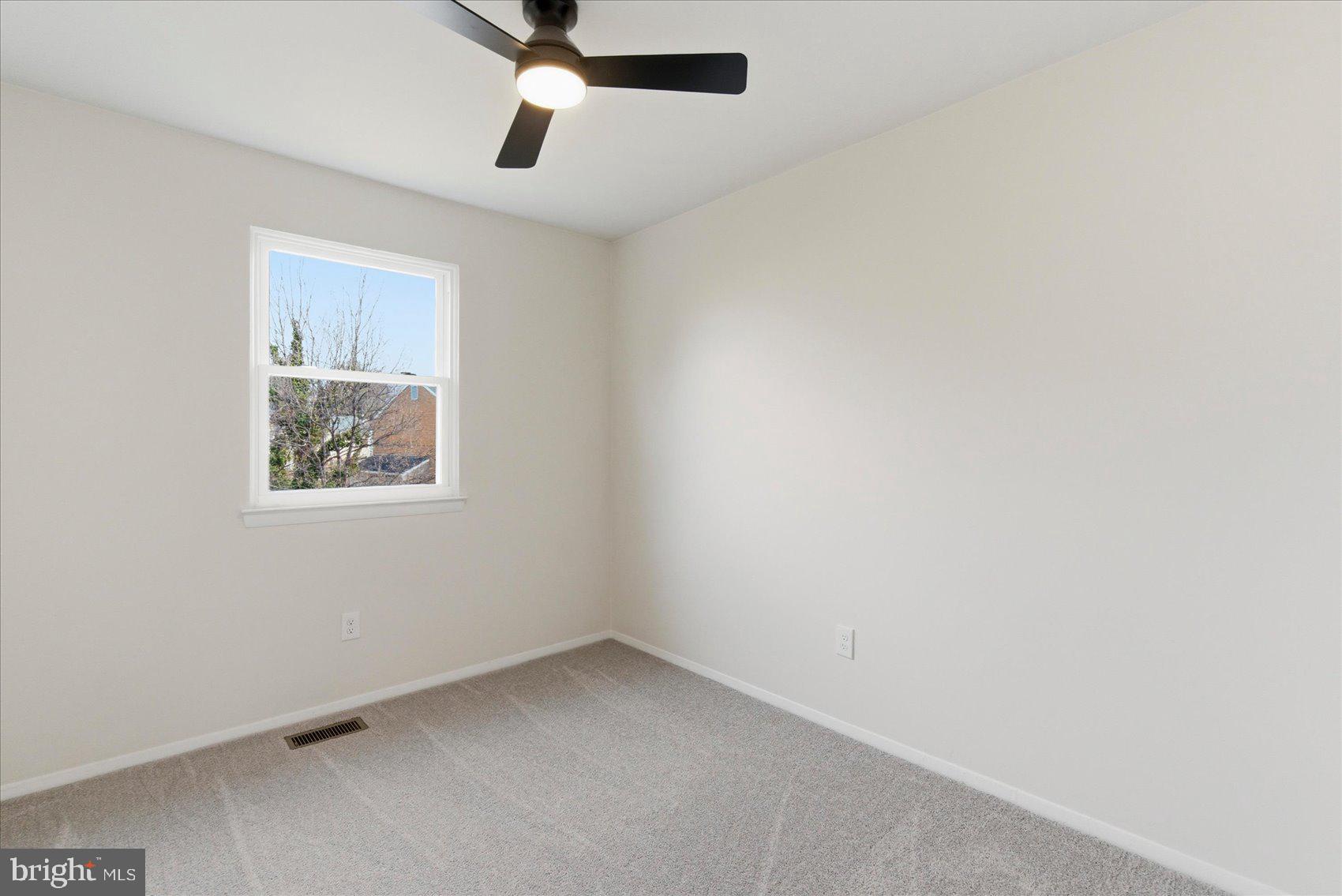 UPTON VILLAGE NORTH - Residential