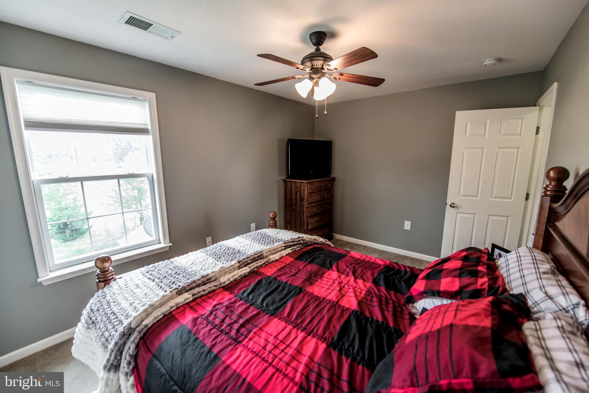 BENTWOOD ESTATES - Residential