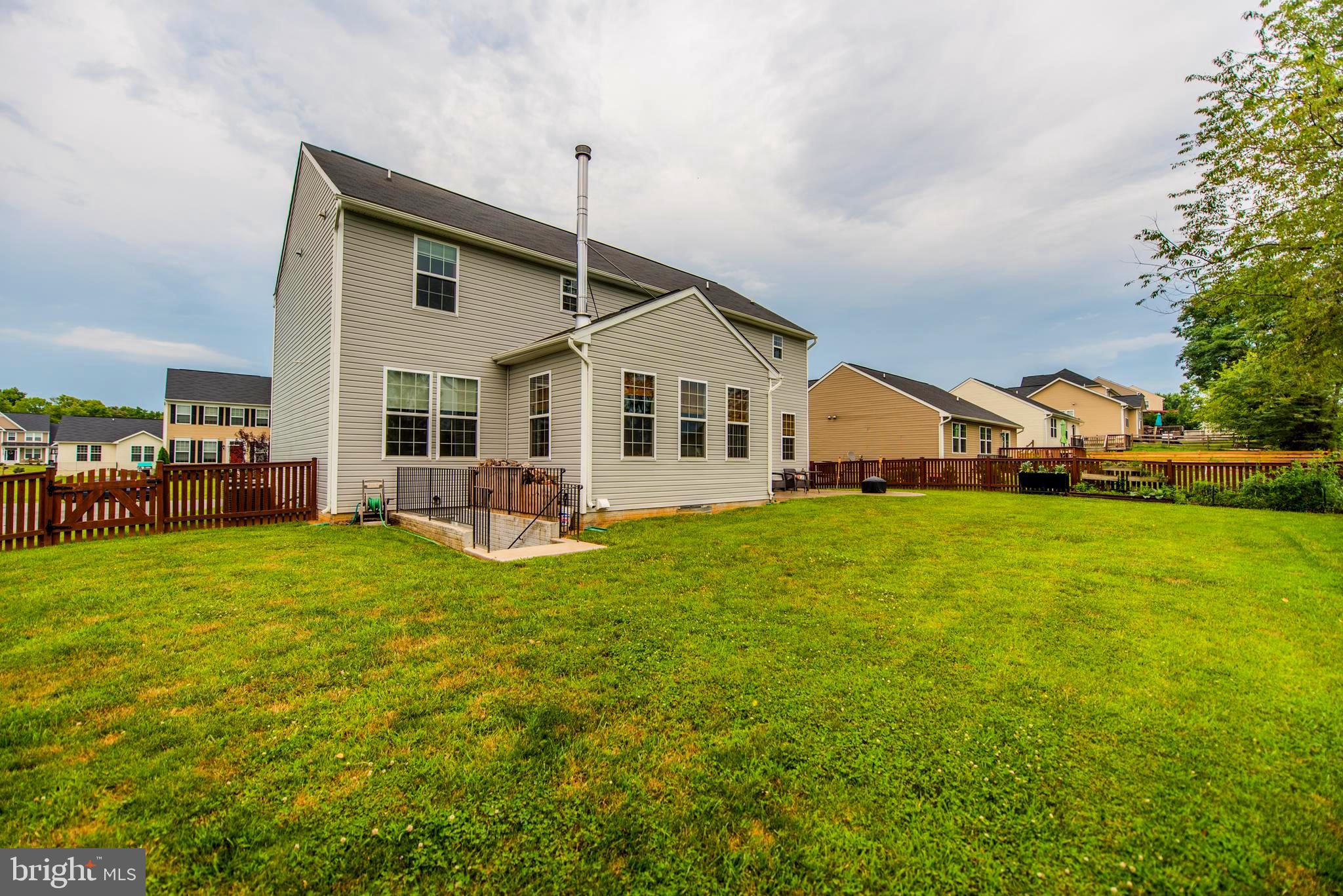 BENTWOOD ESTATES - Residential