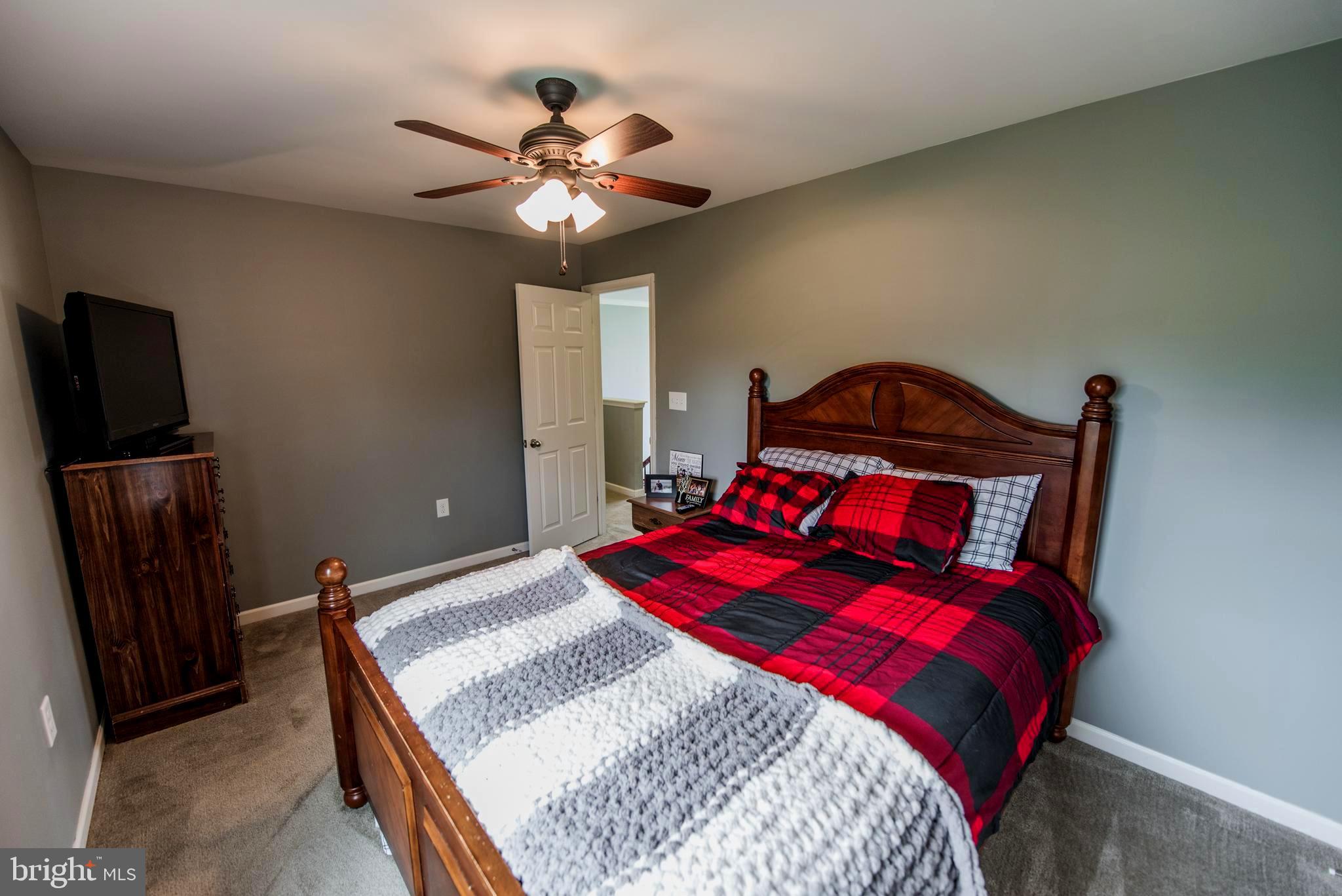 BENTWOOD ESTATES - Residential