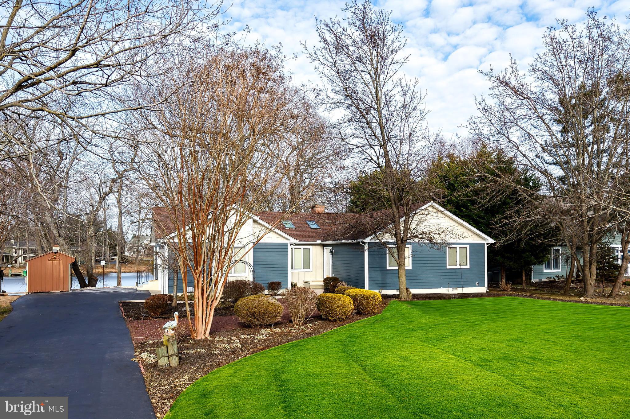 OVERBROOK SHORES - Residential