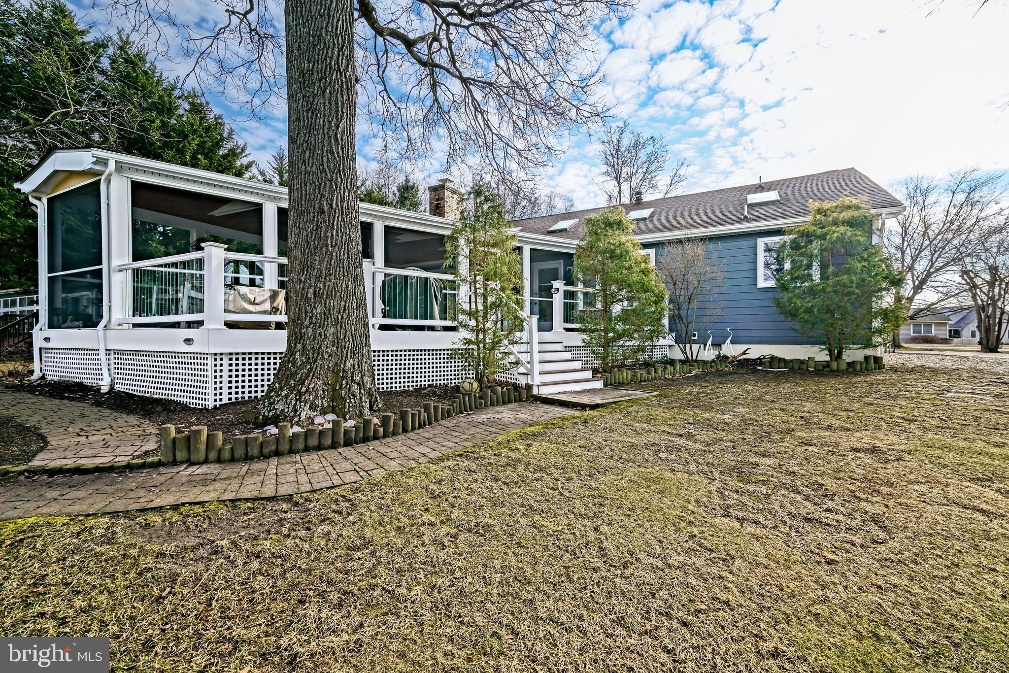 OVERBROOK SHORES - Residential