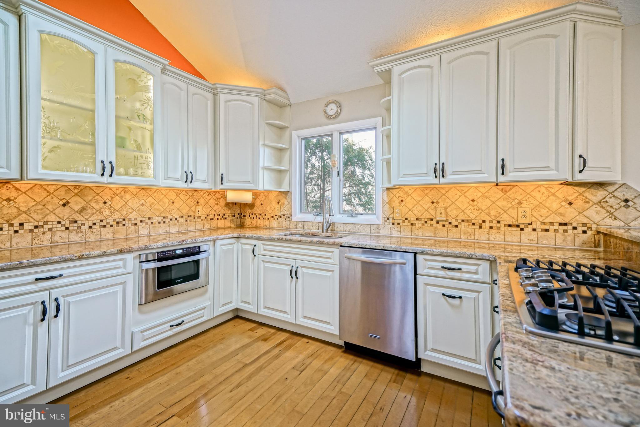 OVERBROOK SHORES - Residential