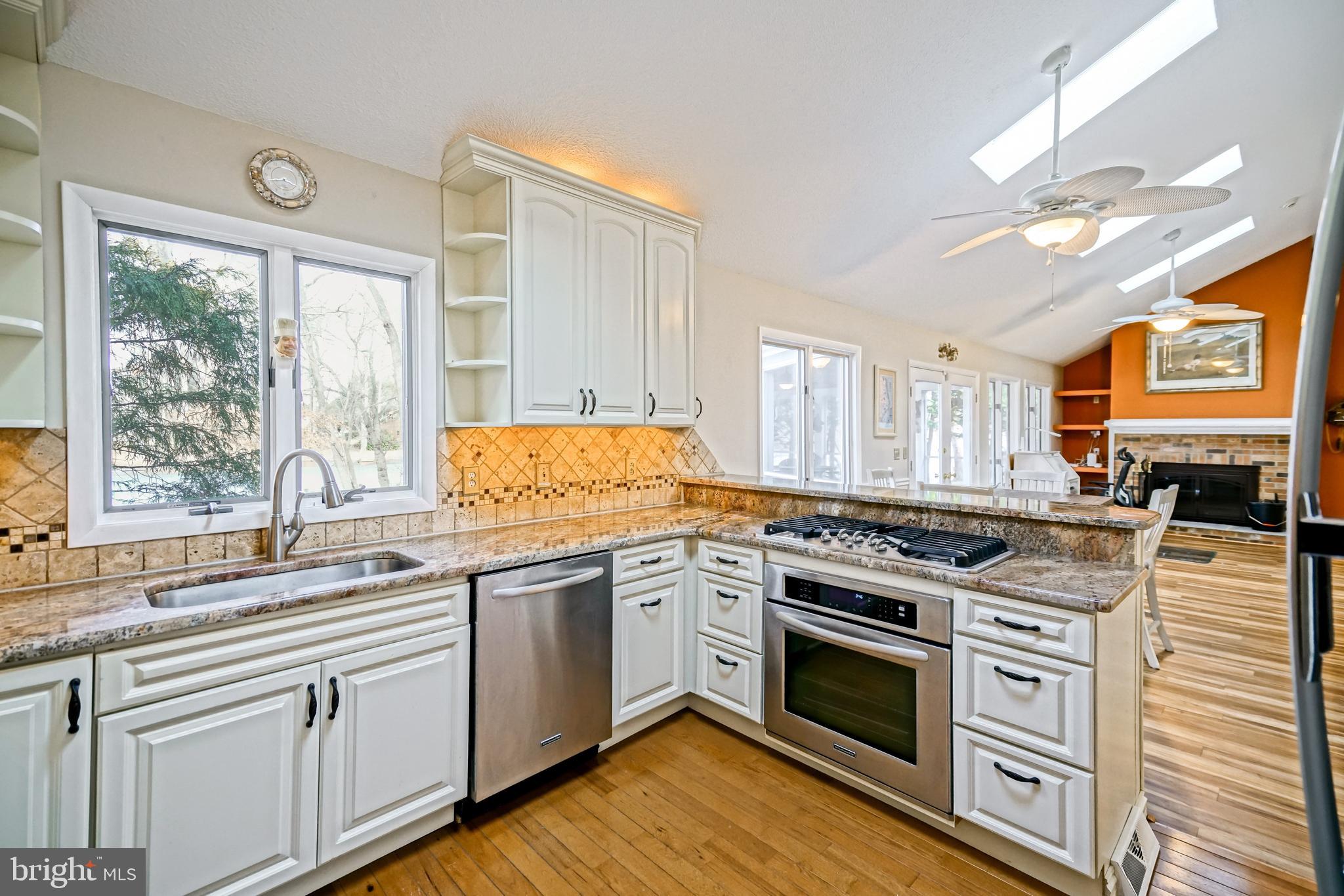 OVERBROOK SHORES - Residential