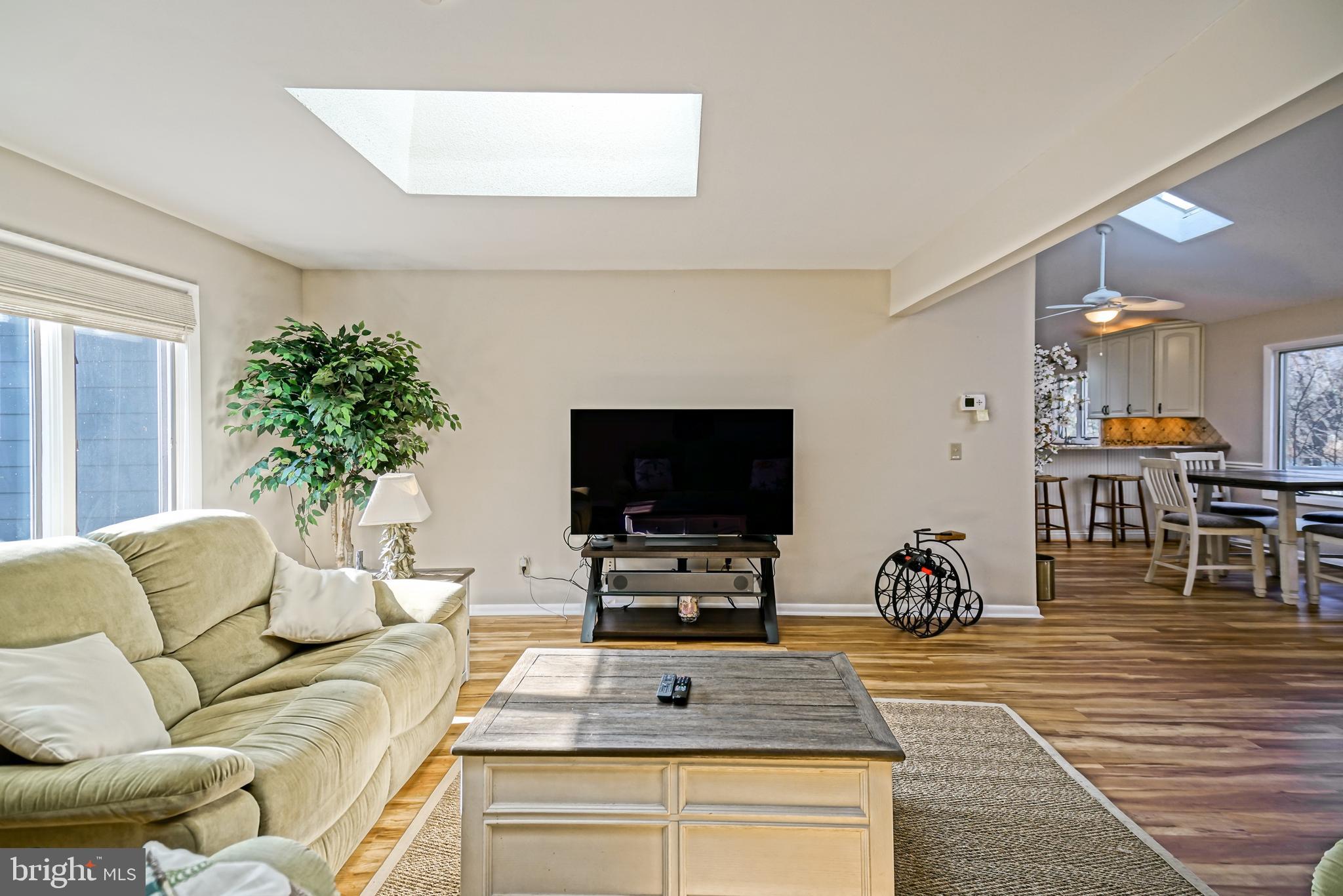 OVERBROOK SHORES - Residential