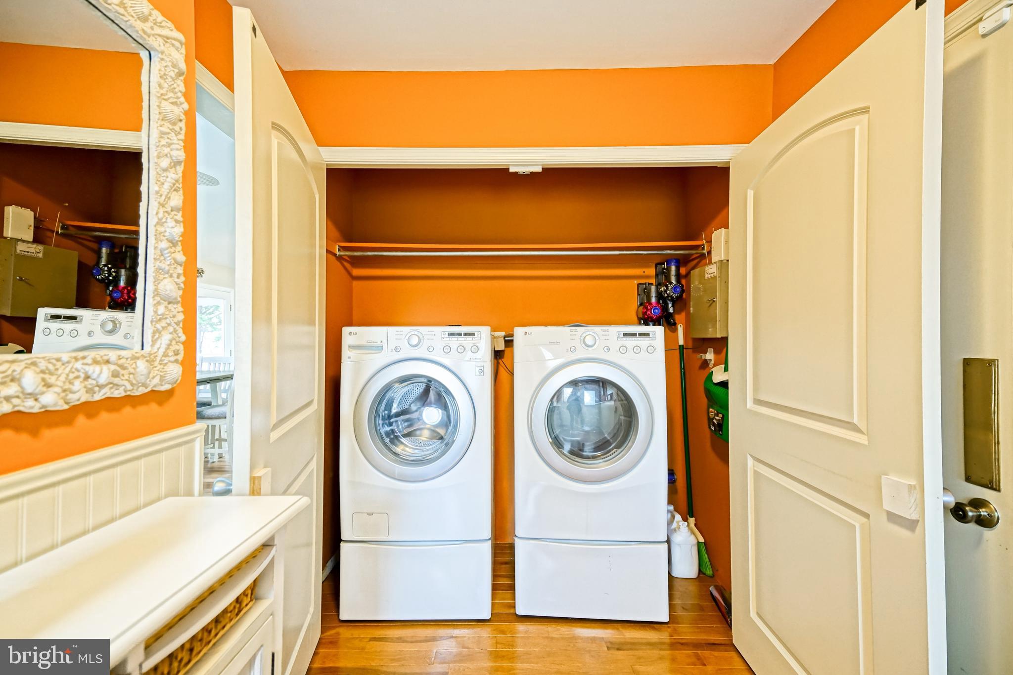 OVERBROOK SHORES - Residential