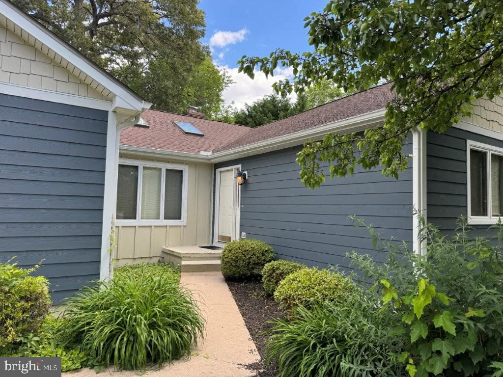 OVERBROOK SHORES - Residential