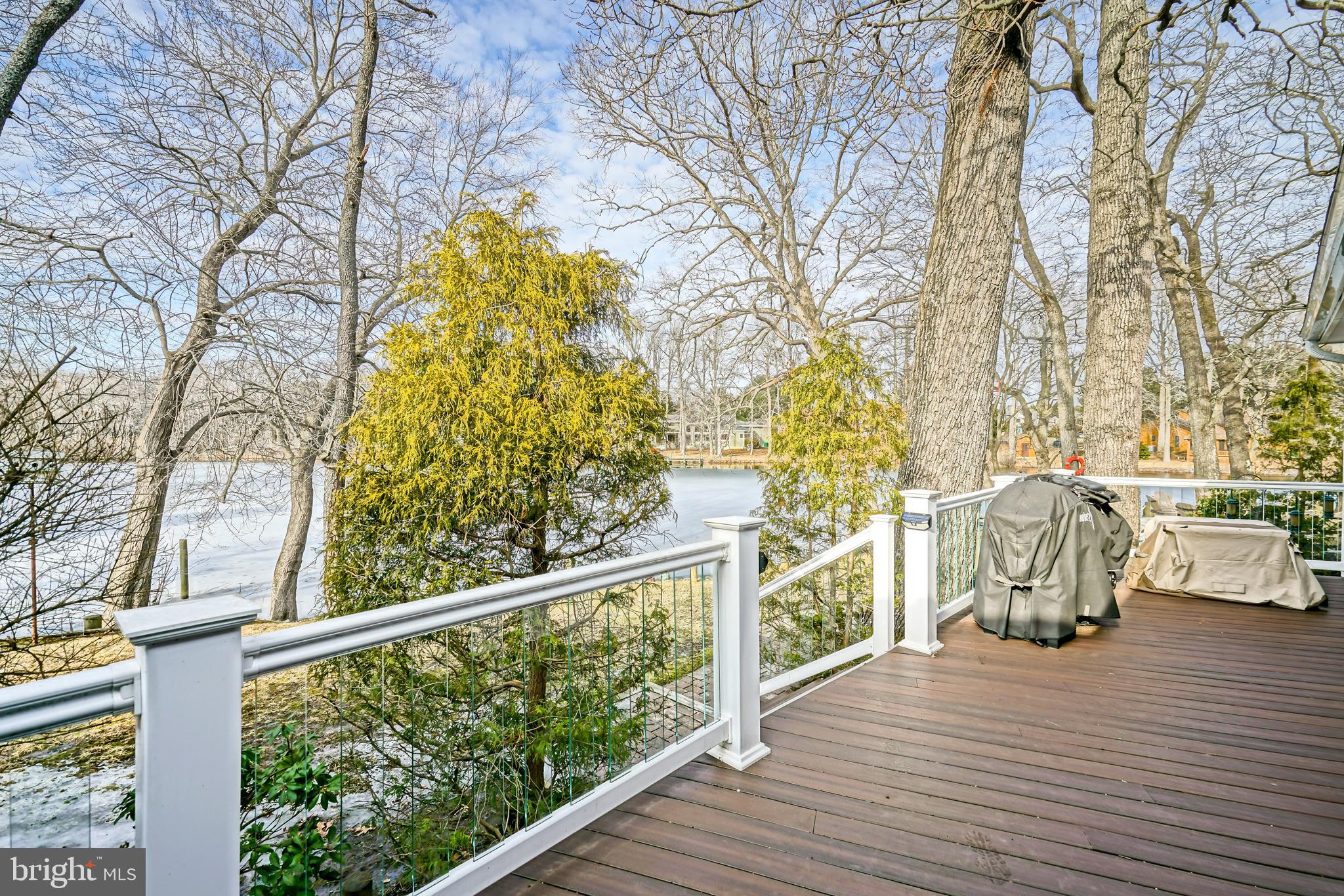 OVERBROOK SHORES - Residential