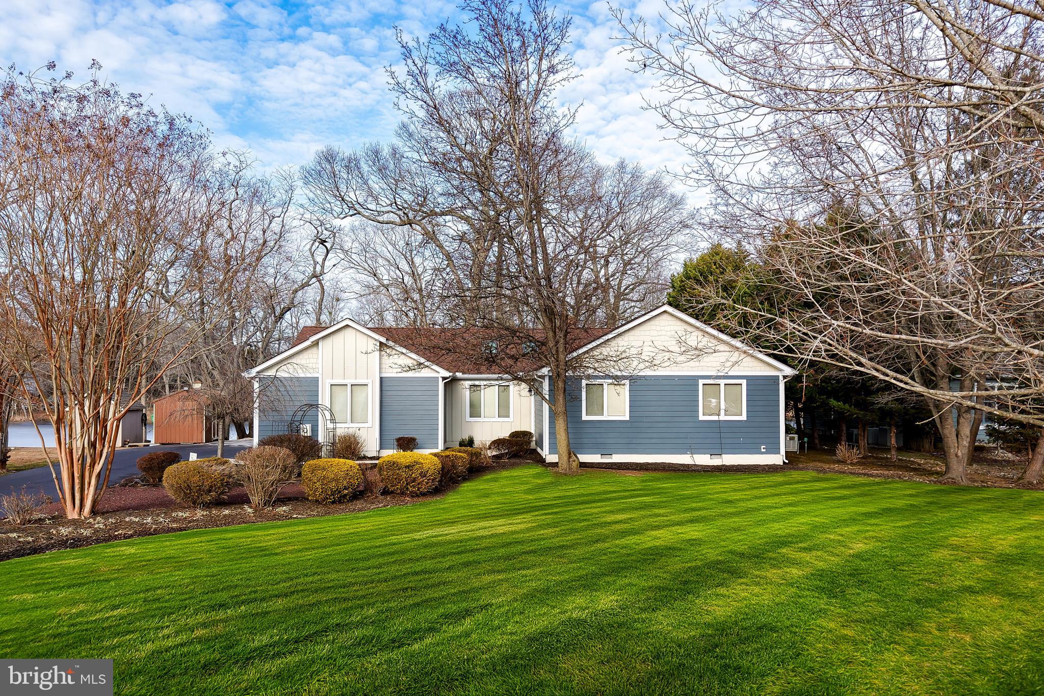 OVERBROOK SHORES - Residential