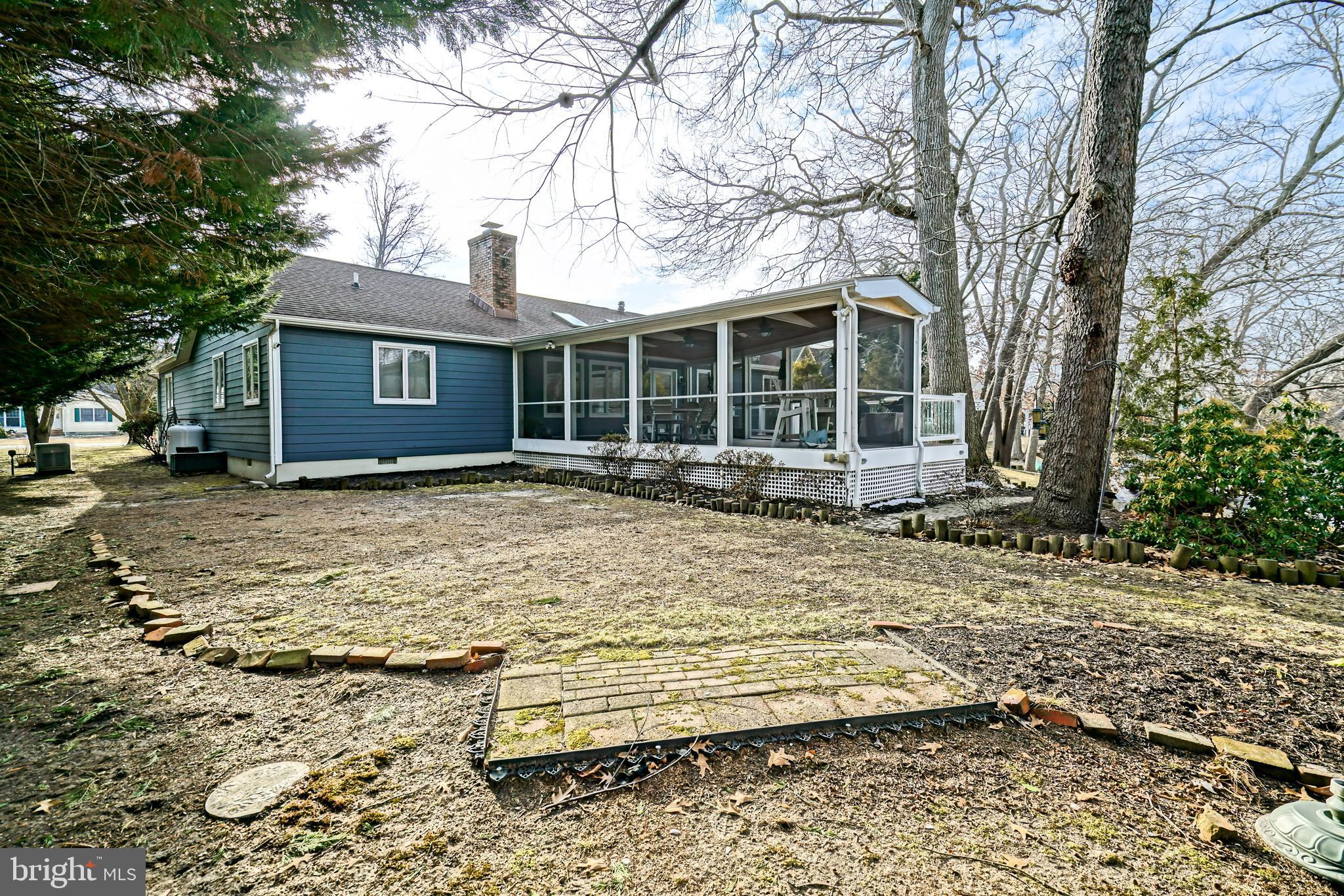 OVERBROOK SHORES - Residential