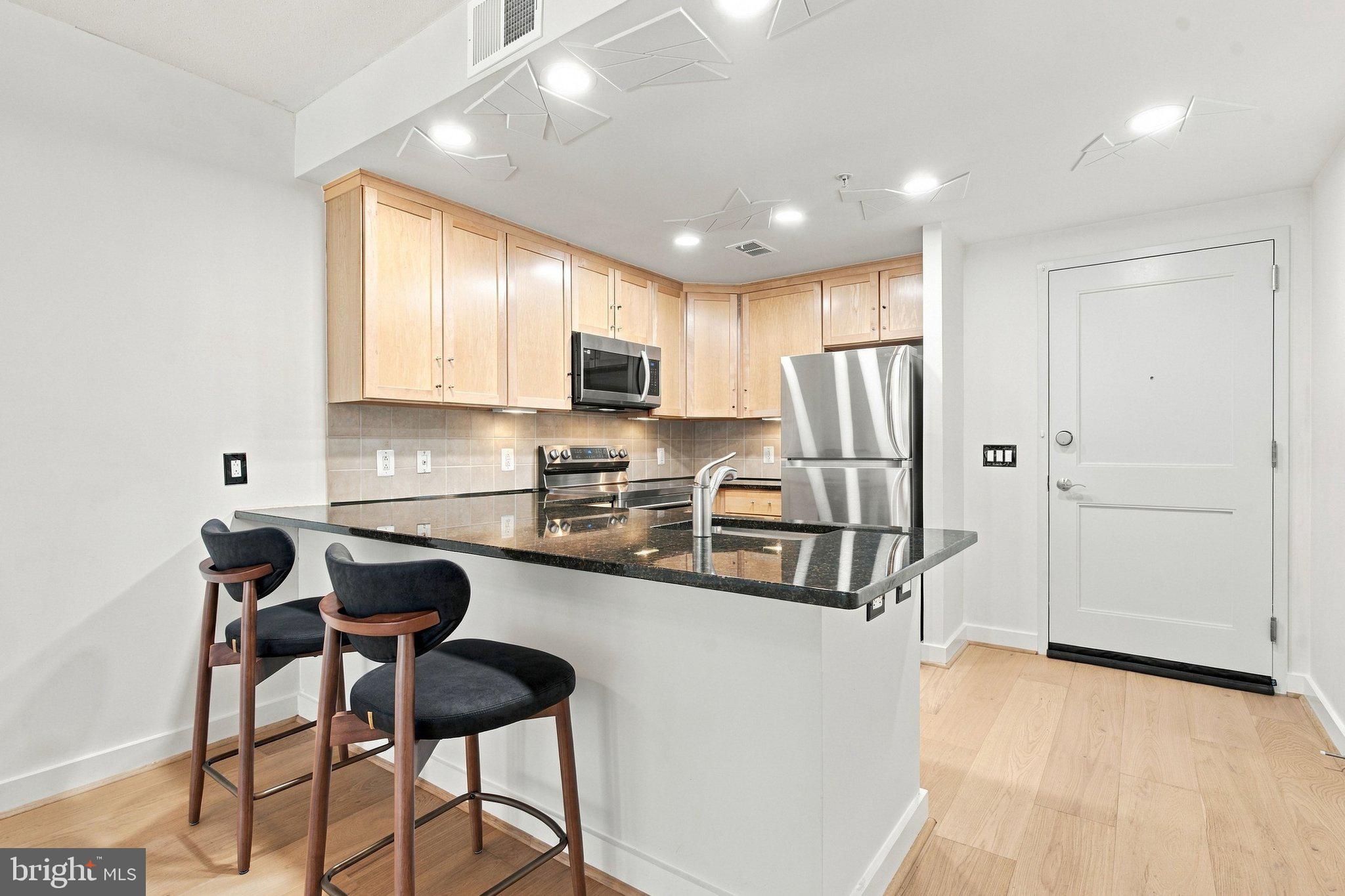 888 N QUINCY STREET 1107