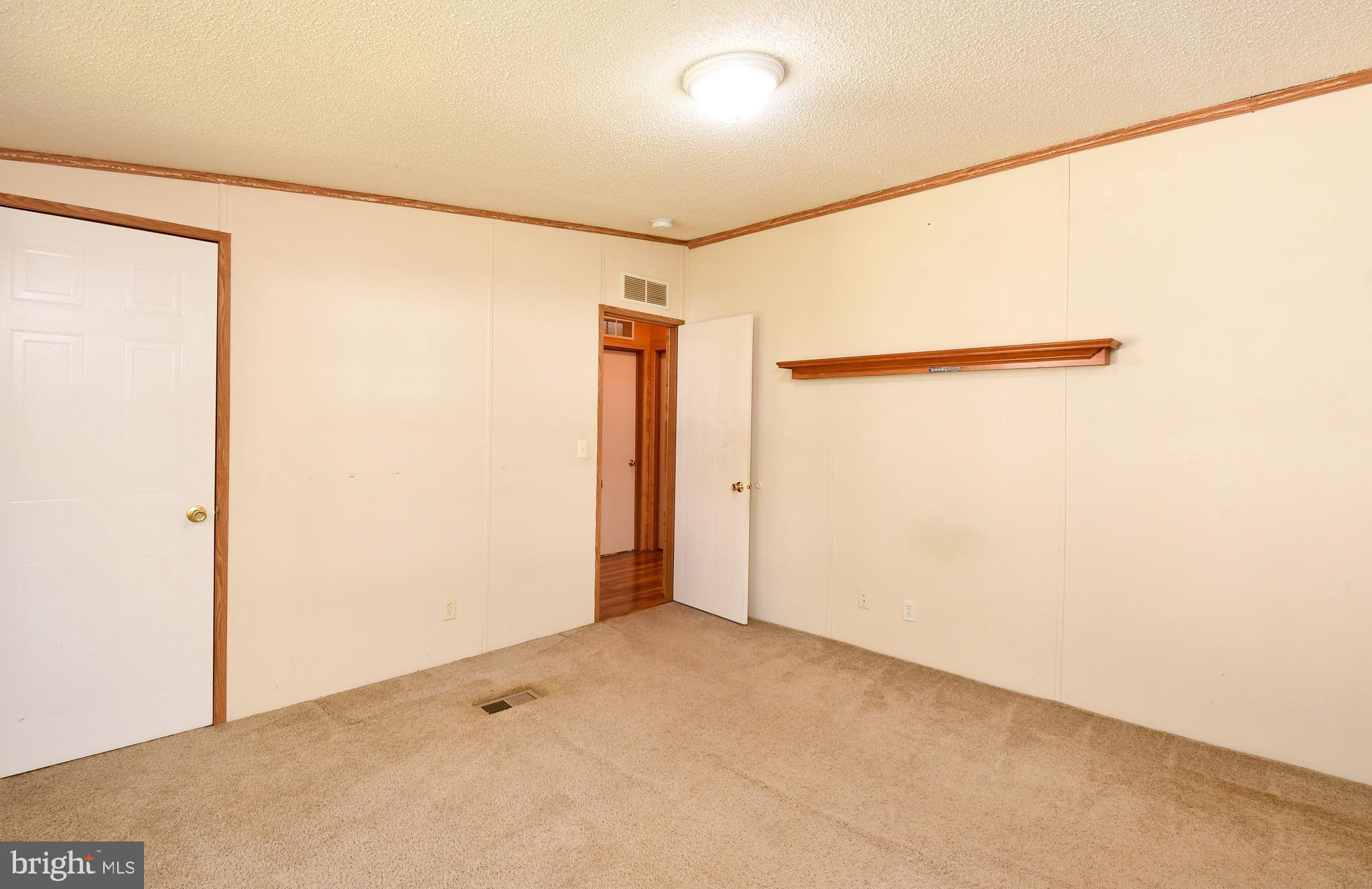 CAROLINE PINES - Residential