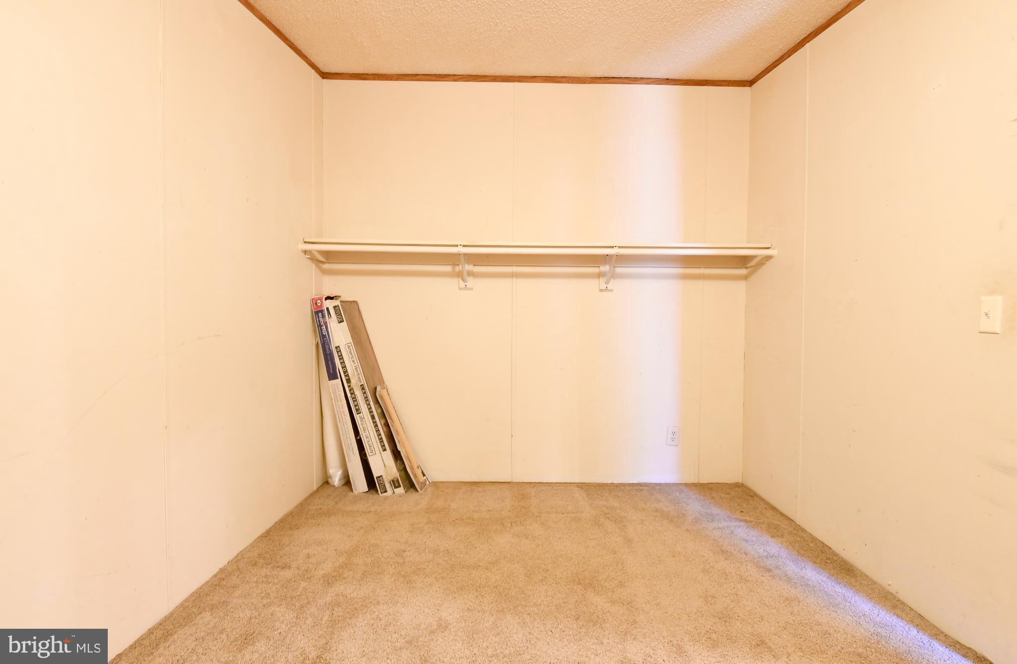 CAROLINE PINES - Residential