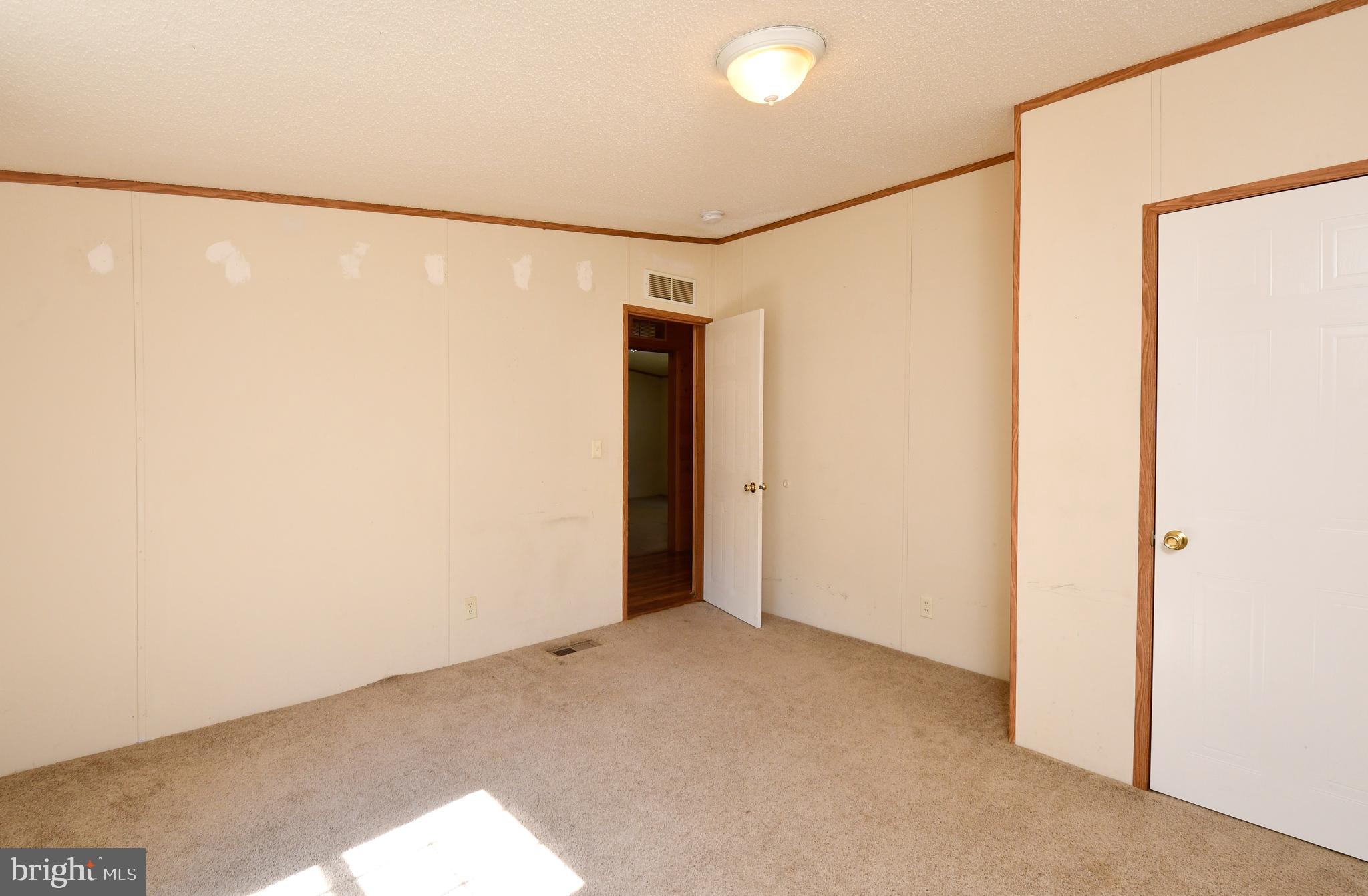 CAROLINE PINES - Residential