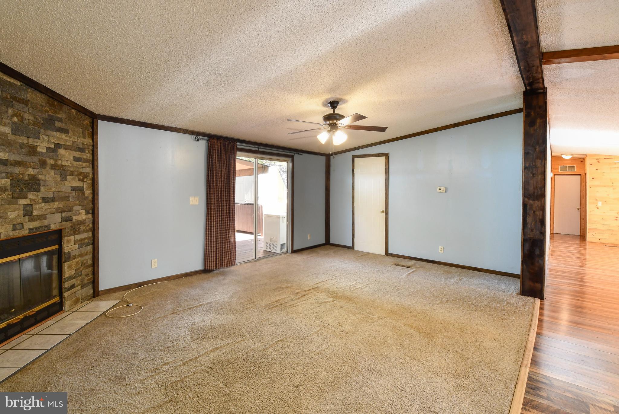 CAROLINE PINES - Residential