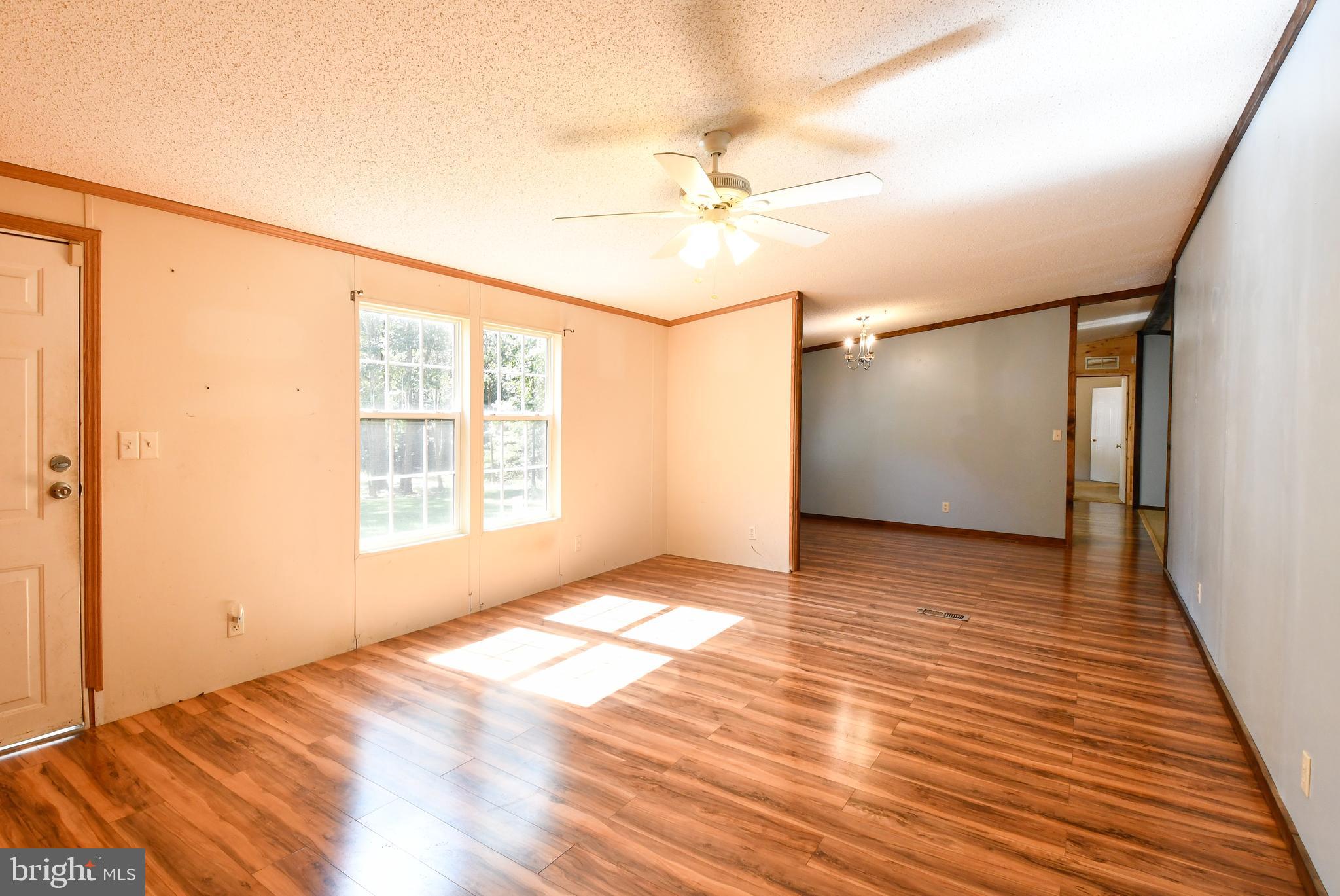 CAROLINE PINES - Residential