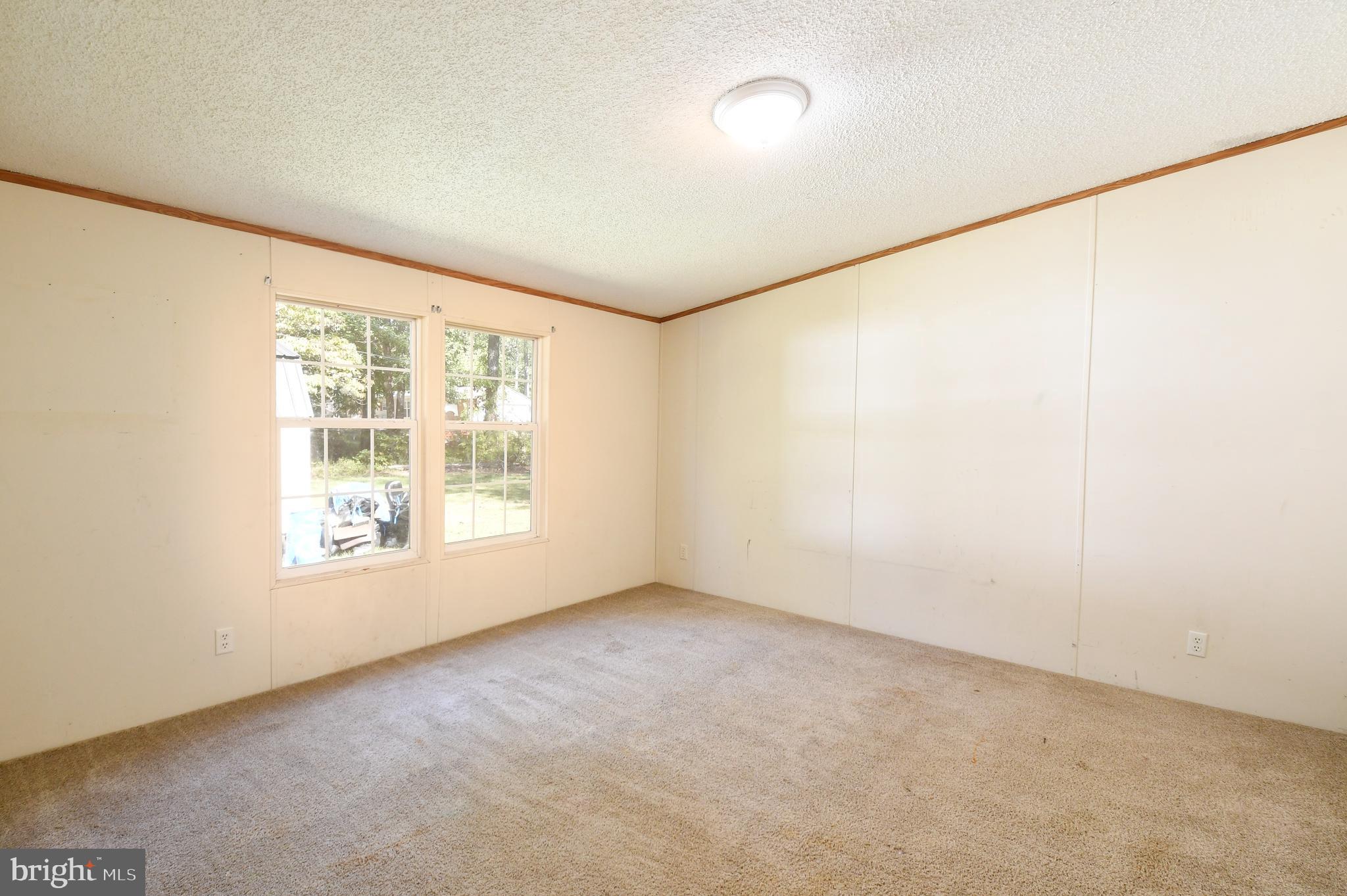 CAROLINE PINES - Residential