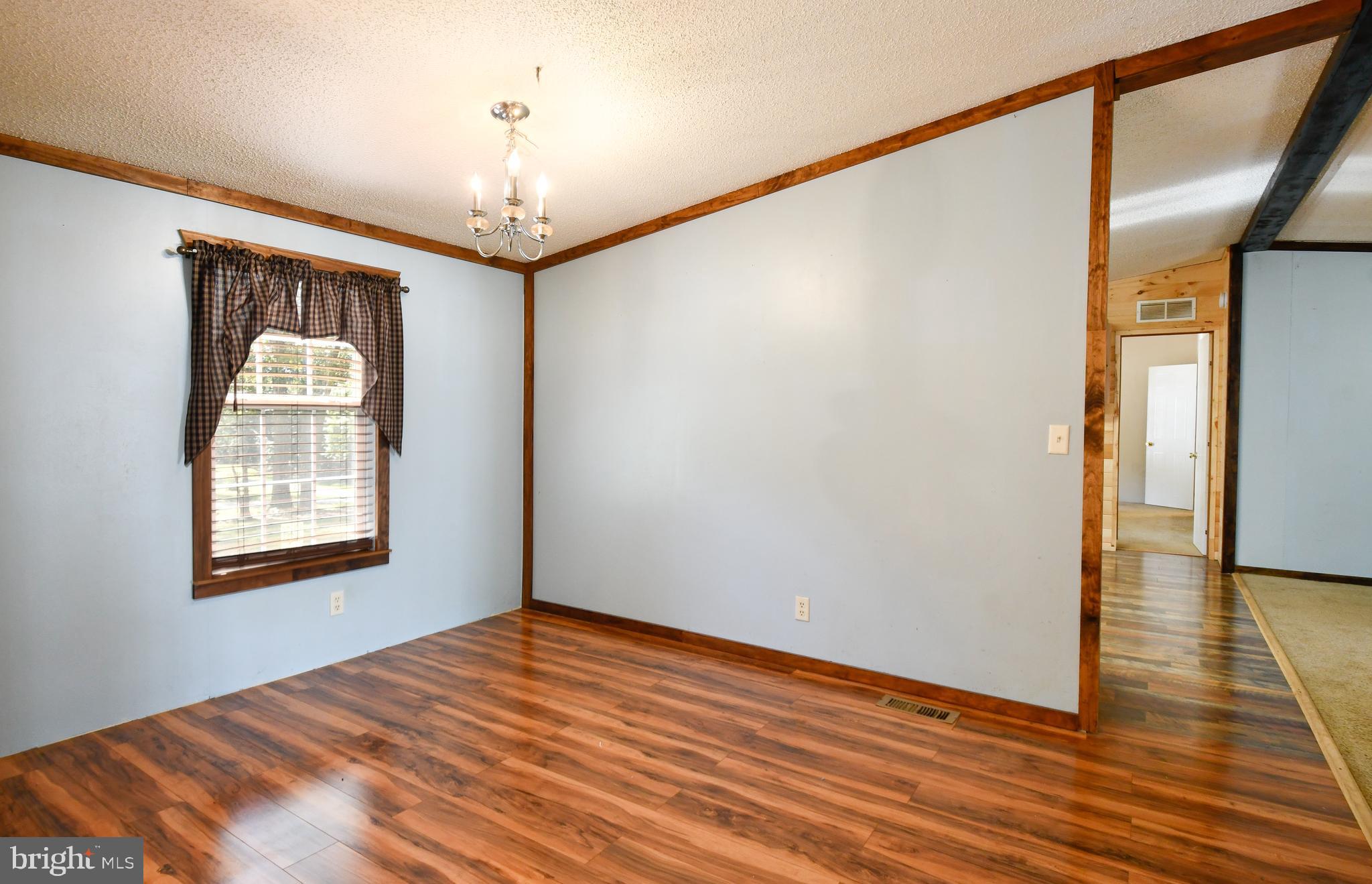 CAROLINE PINES - Residential