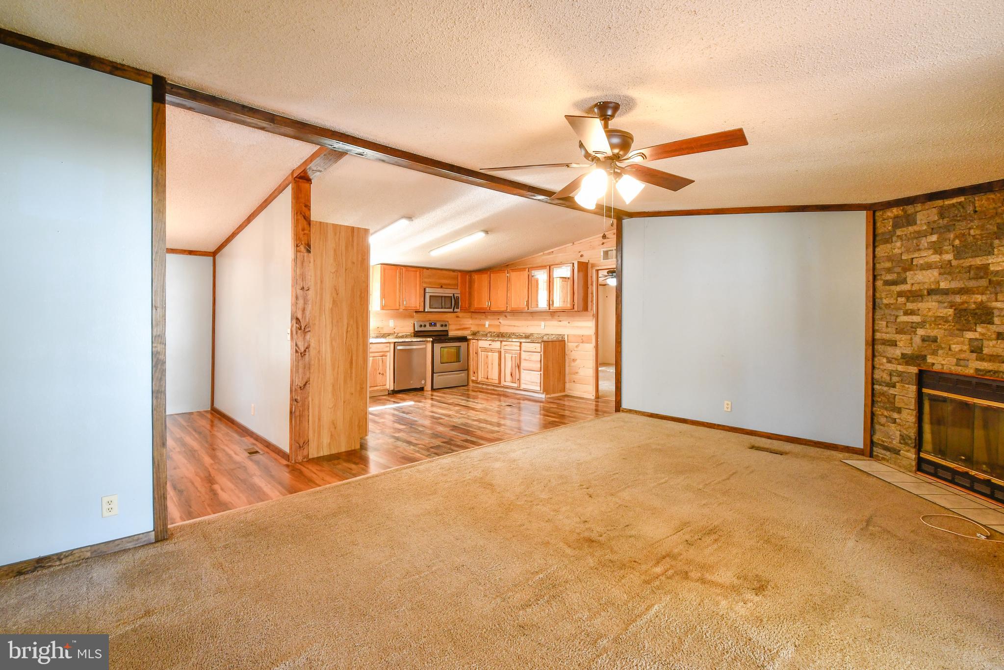 CAROLINE PINES - Residential