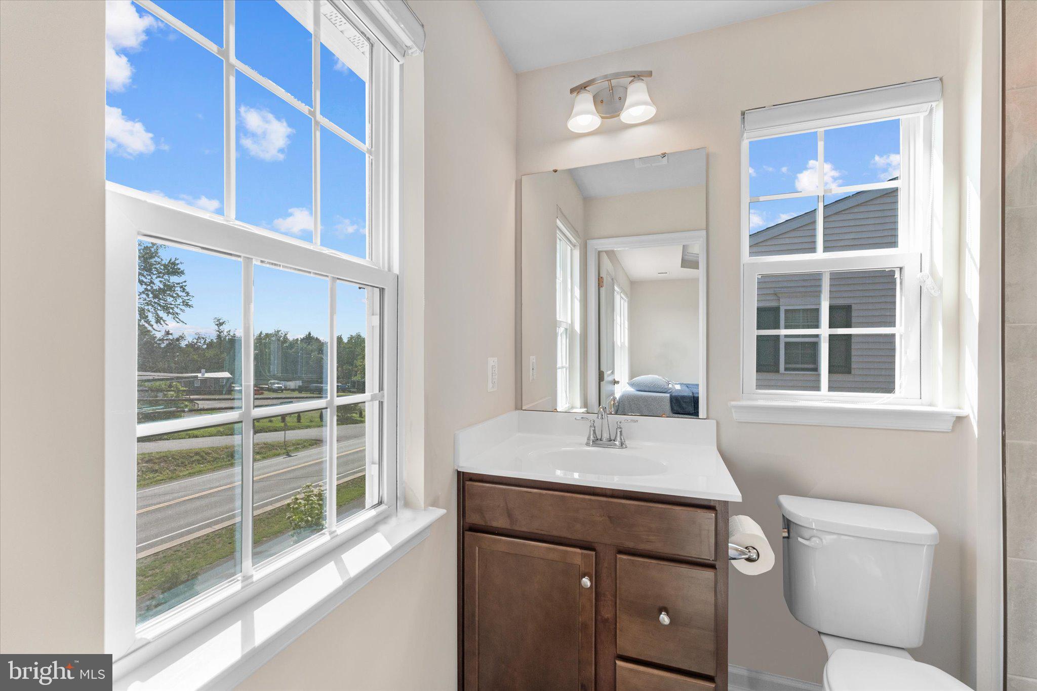 MADISON STATION - Residential