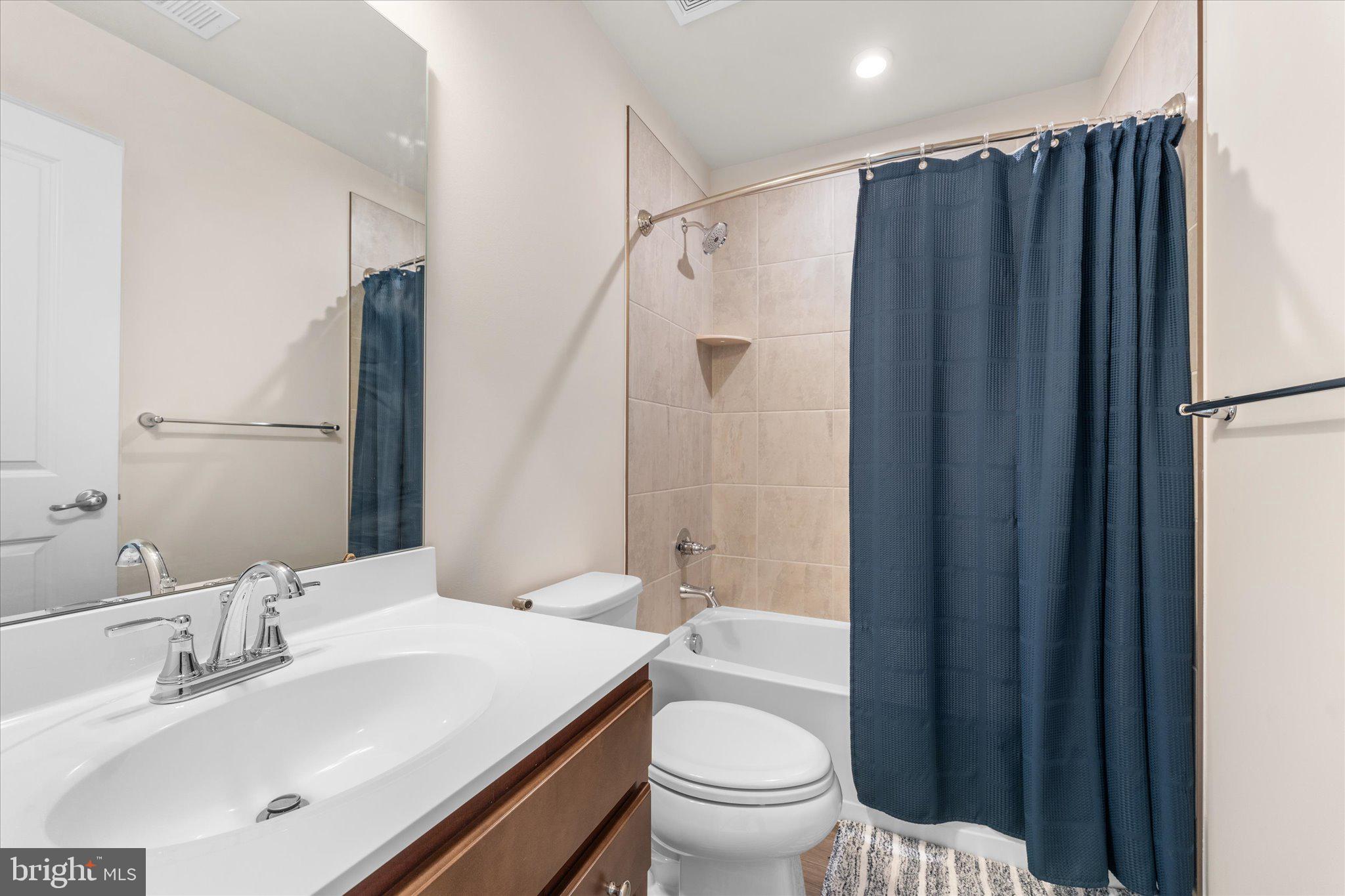 MADISON STATION - Residential