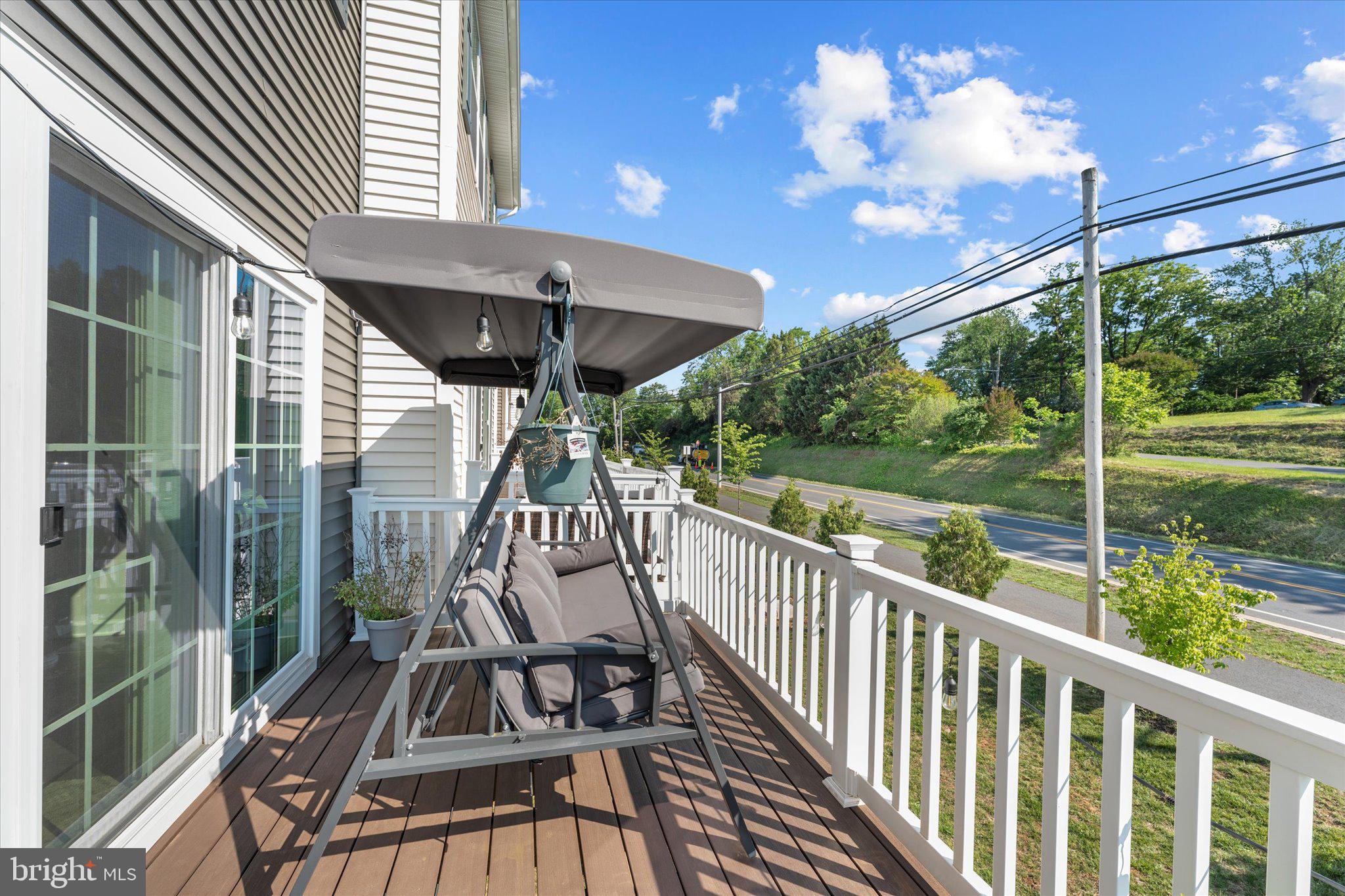 MADISON STATION - Residential