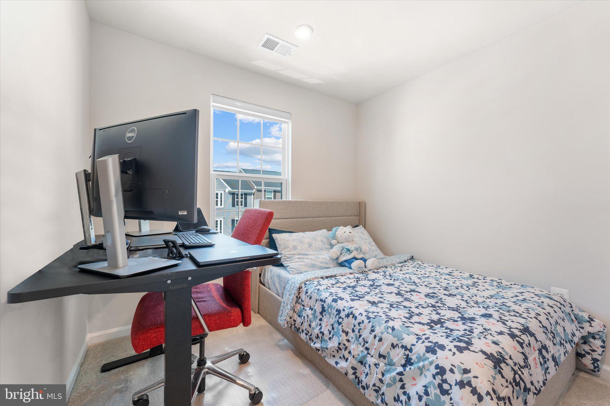 MADISON STATION - Residential