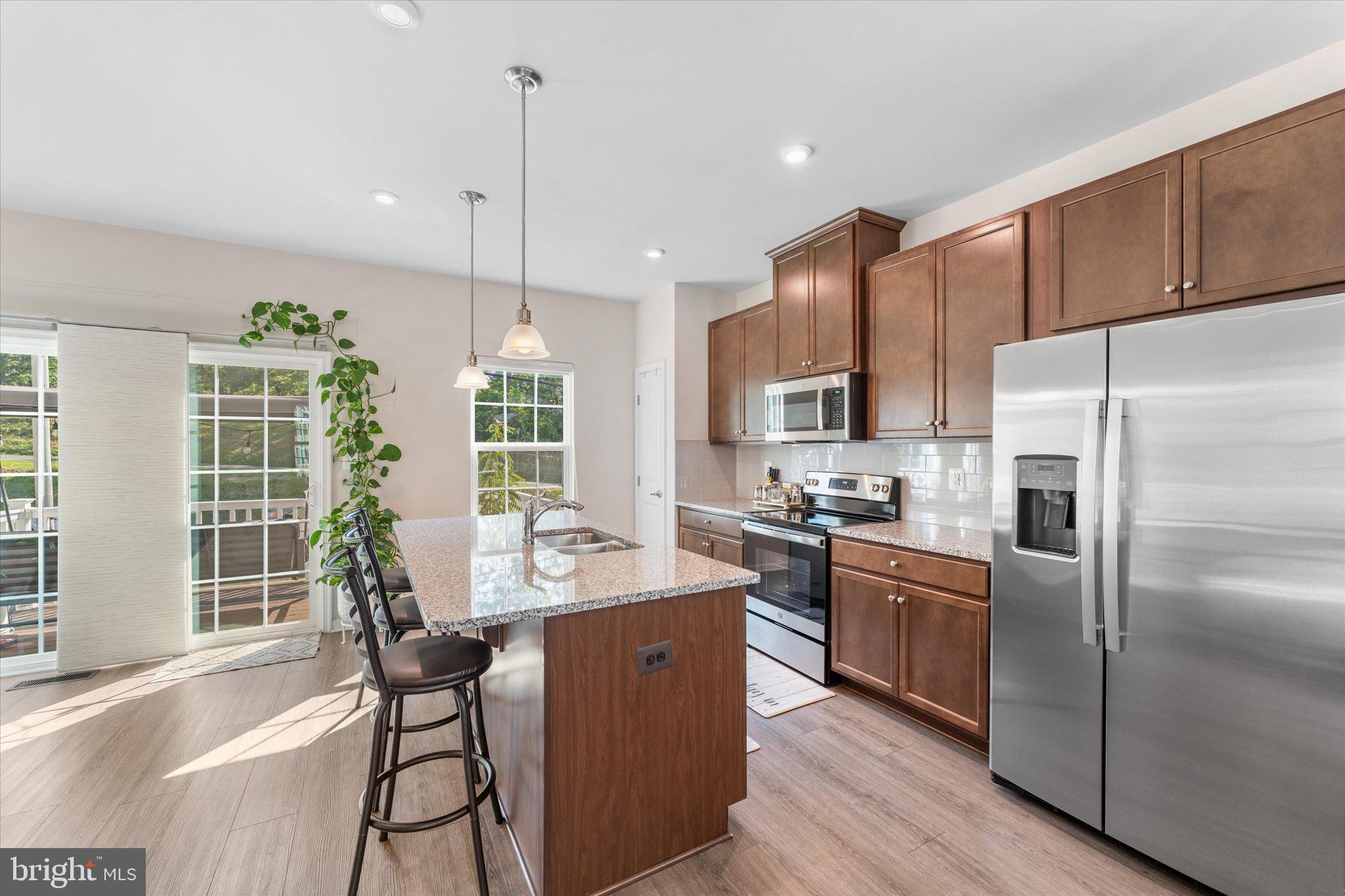 MADISON STATION - Residential