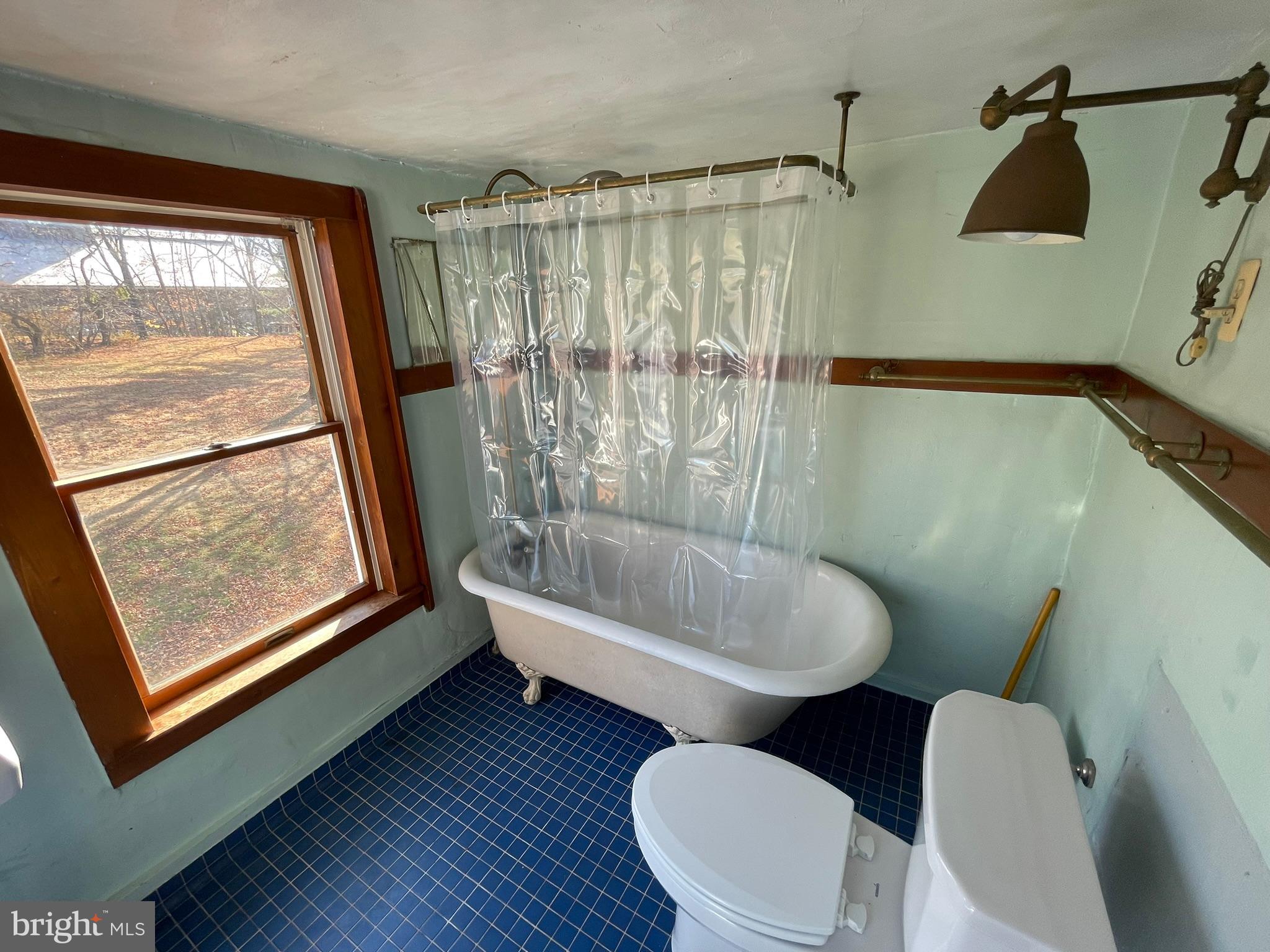 100 ACRE WOODS - Residential Lease