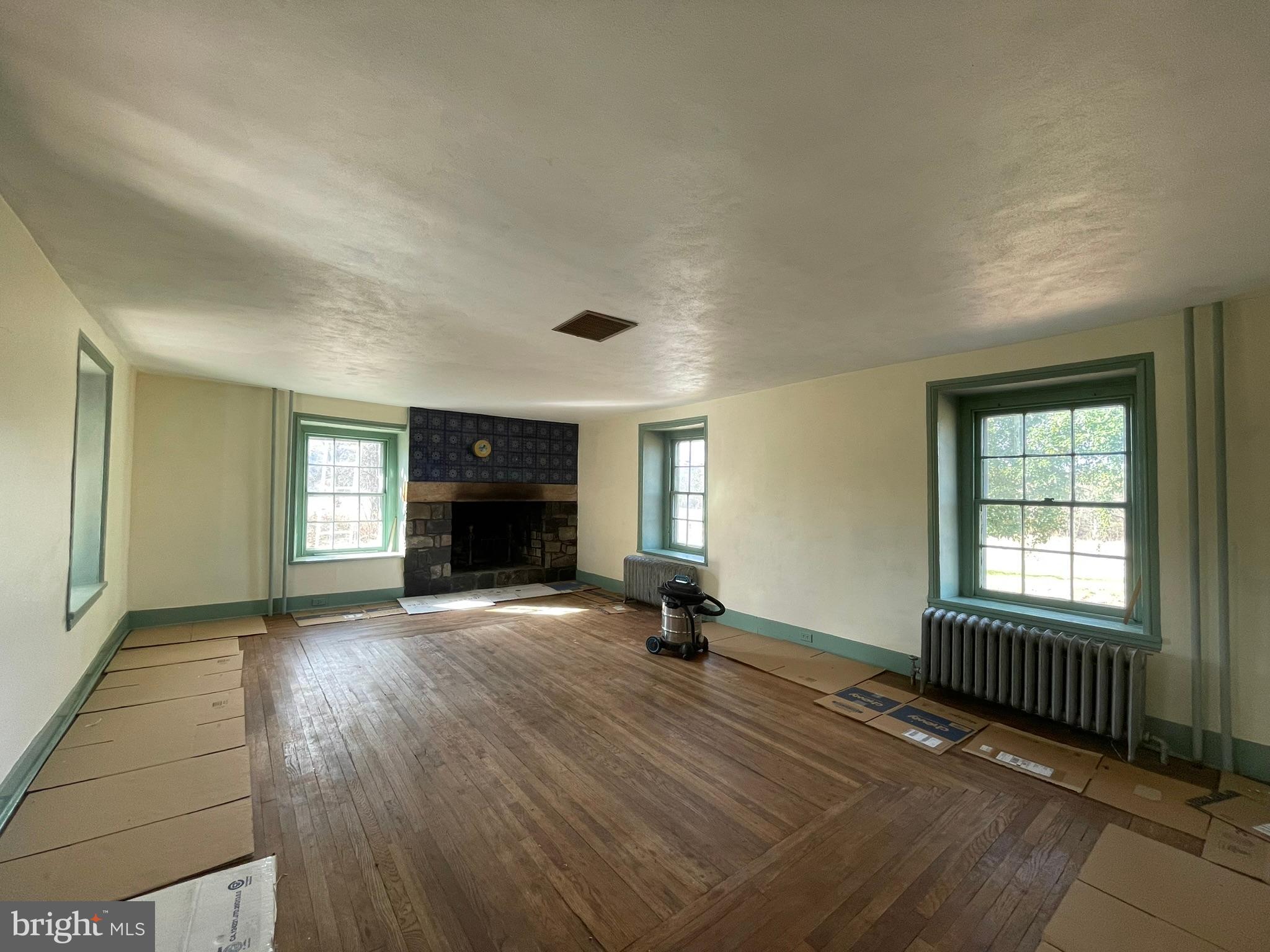 100 ACRE WOODS - Residential Lease