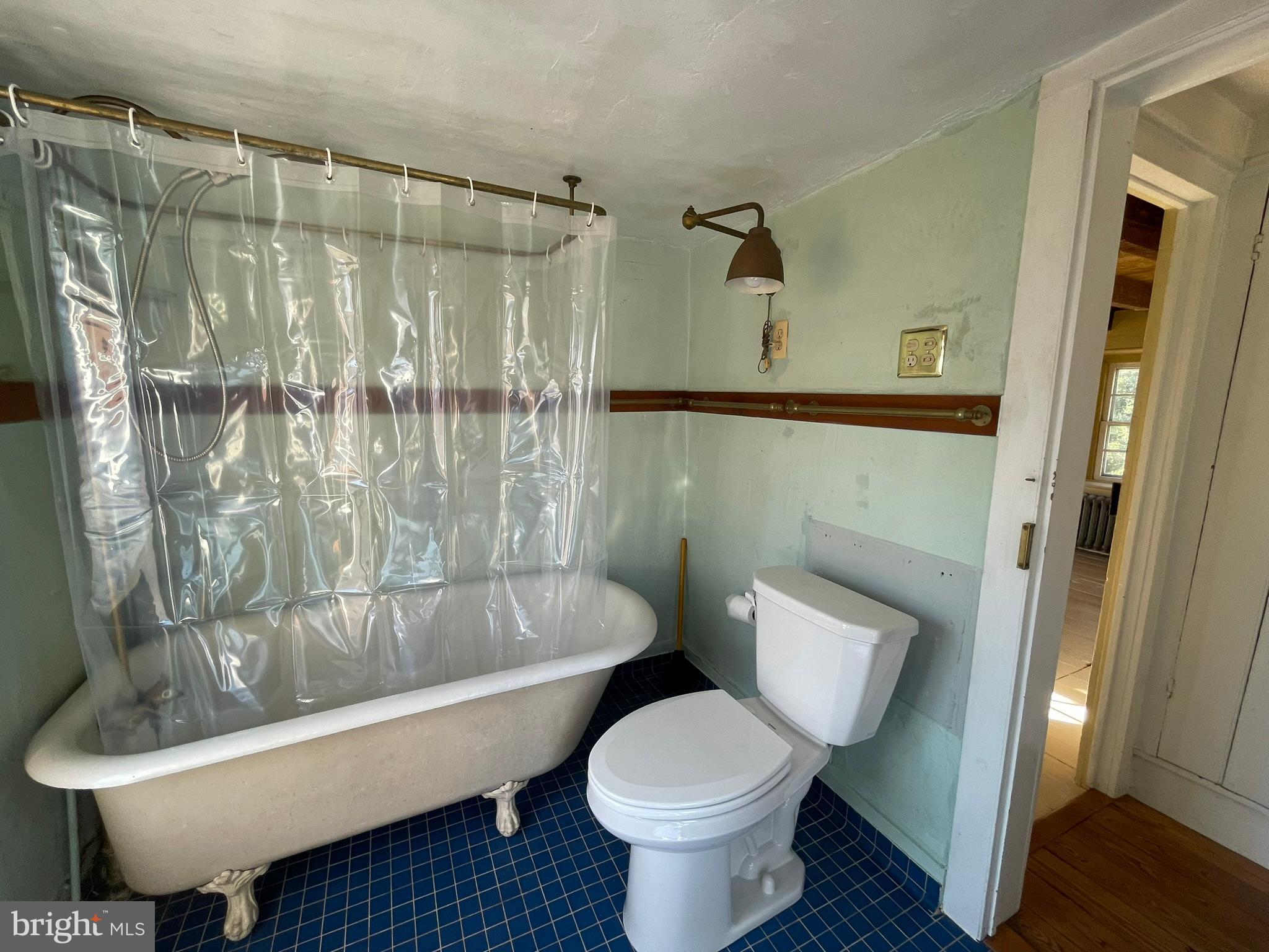 100 ACRE WOODS - Residential Lease