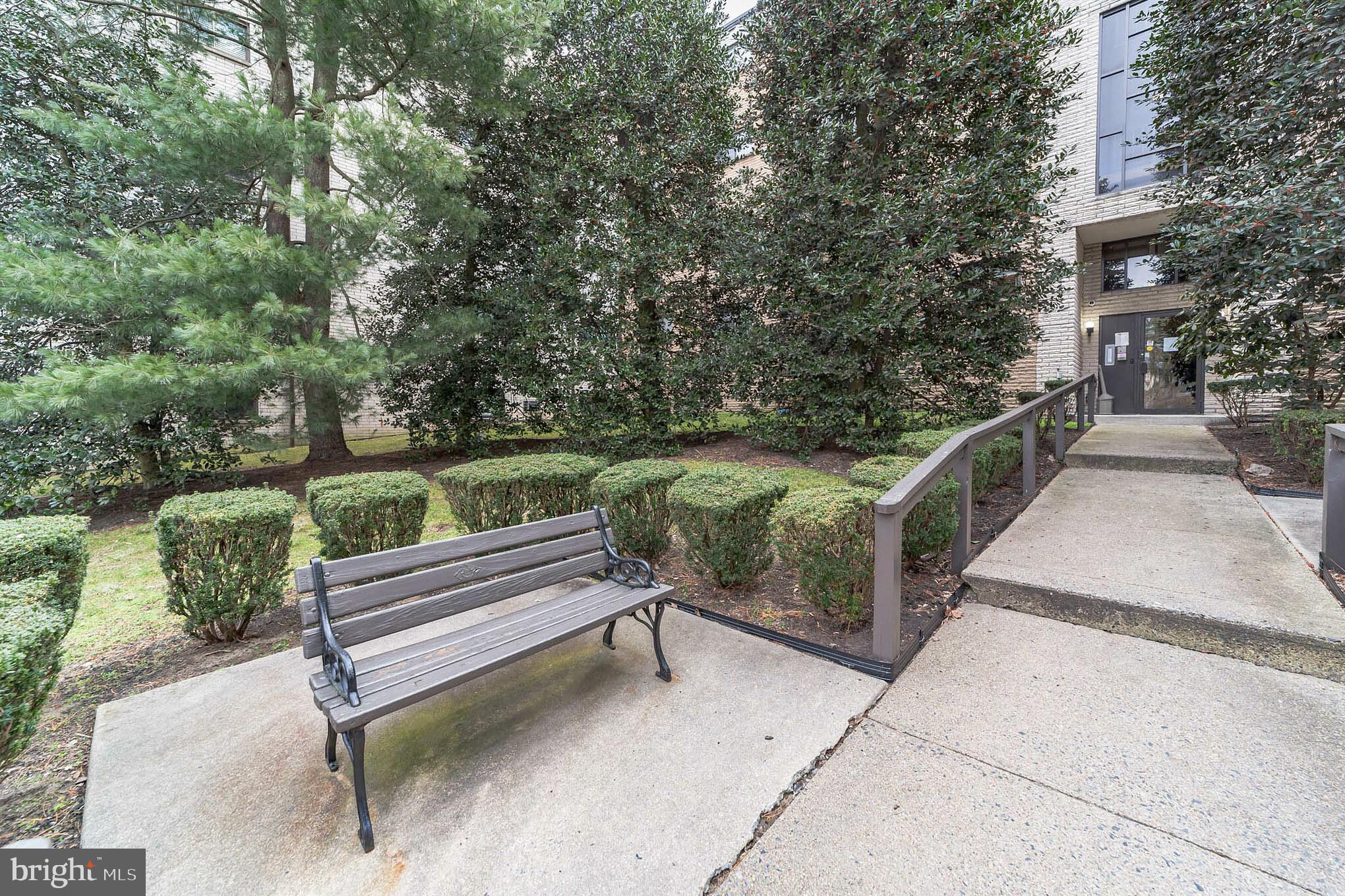 HAVERFORD HILL - Residential