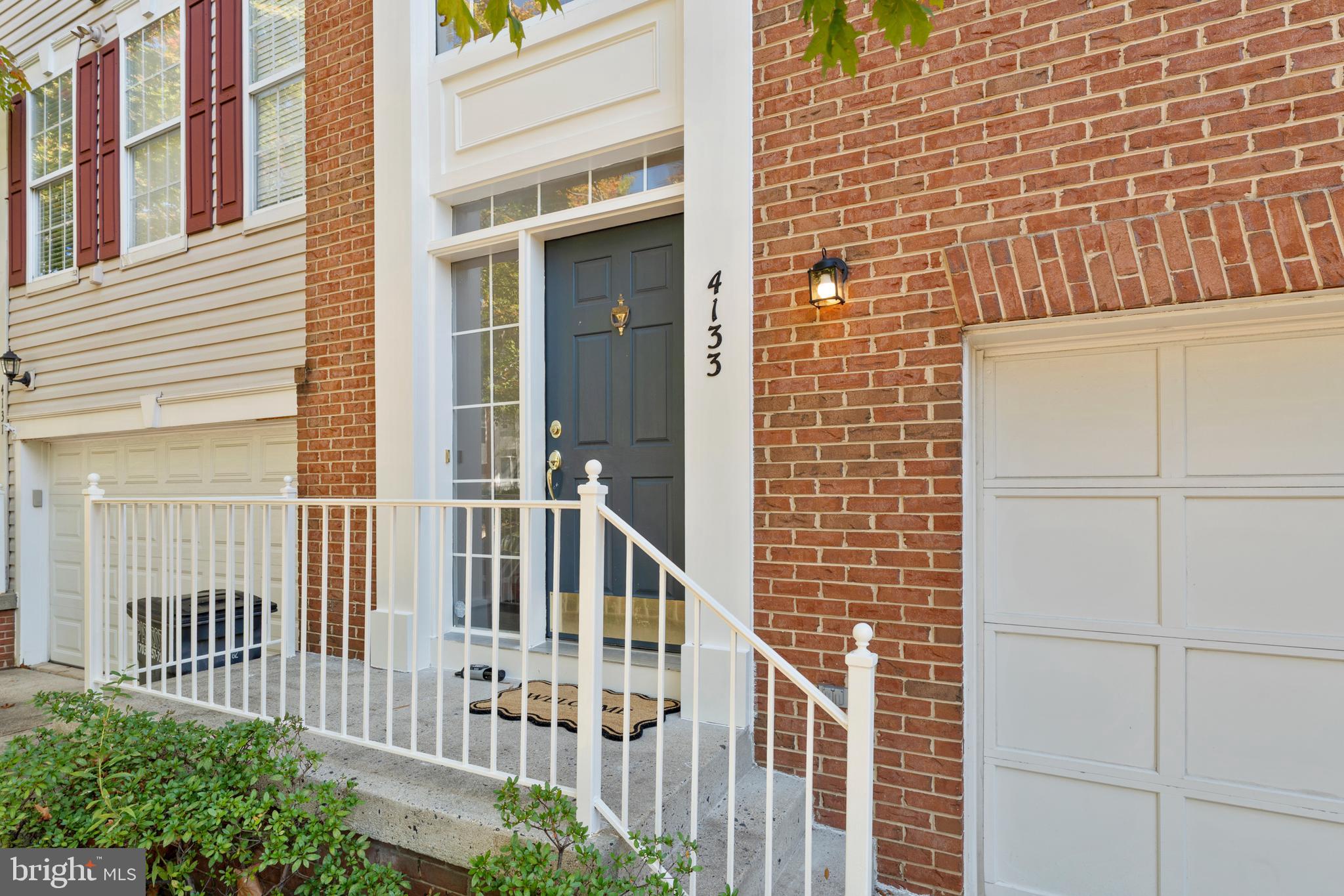 4133 GROVER GLEN COURT