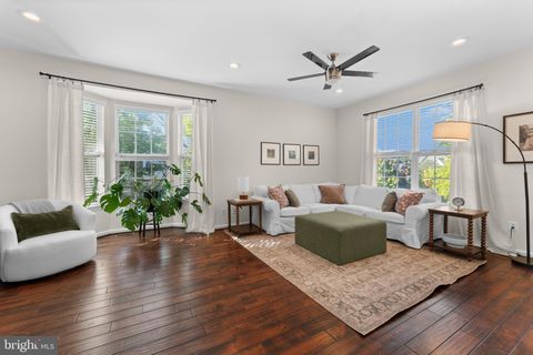 4133 GROVER GLEN COURT FAIRFAX VA 22030