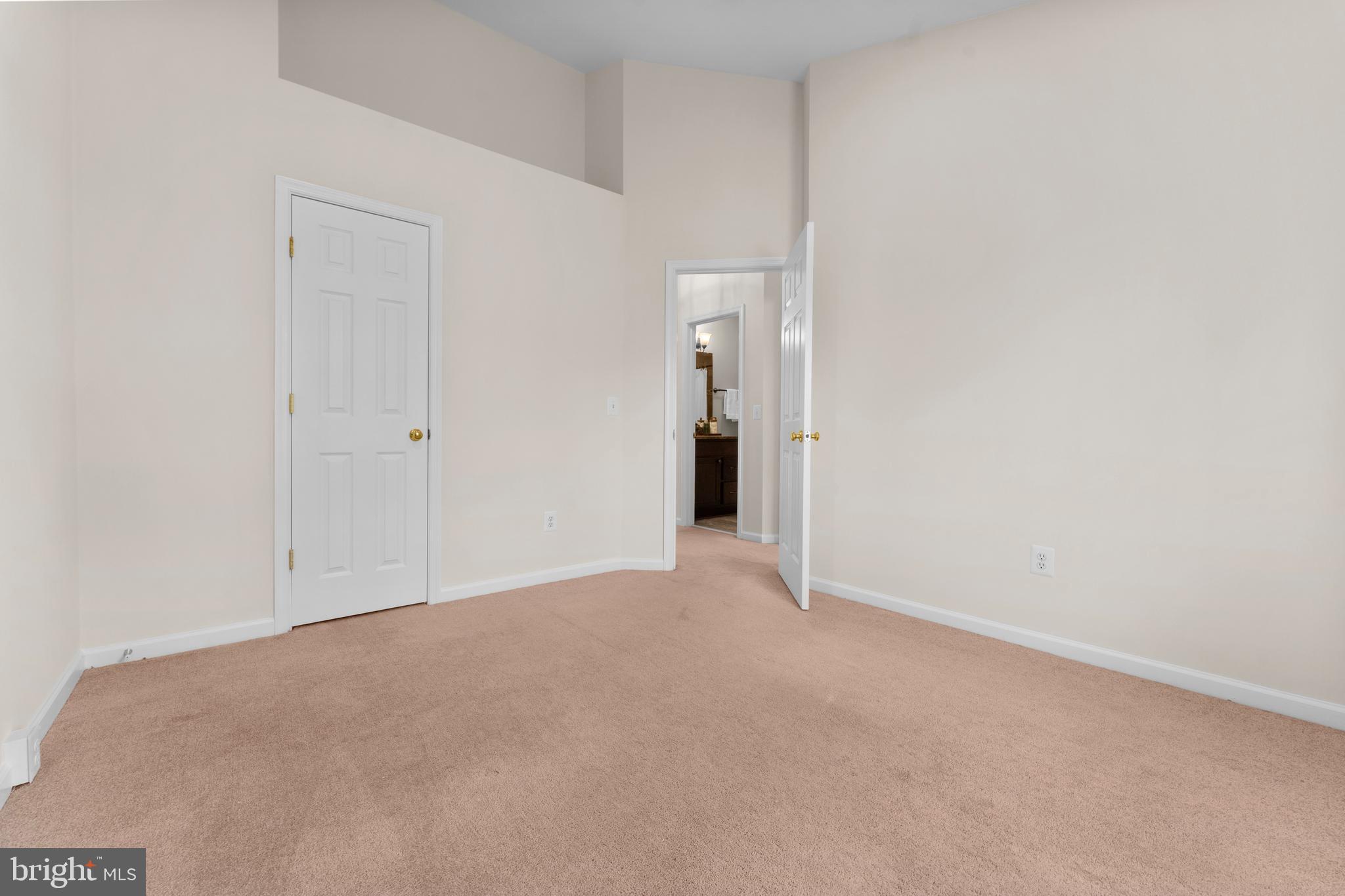 RIDGE TOP TERRACE - Residential