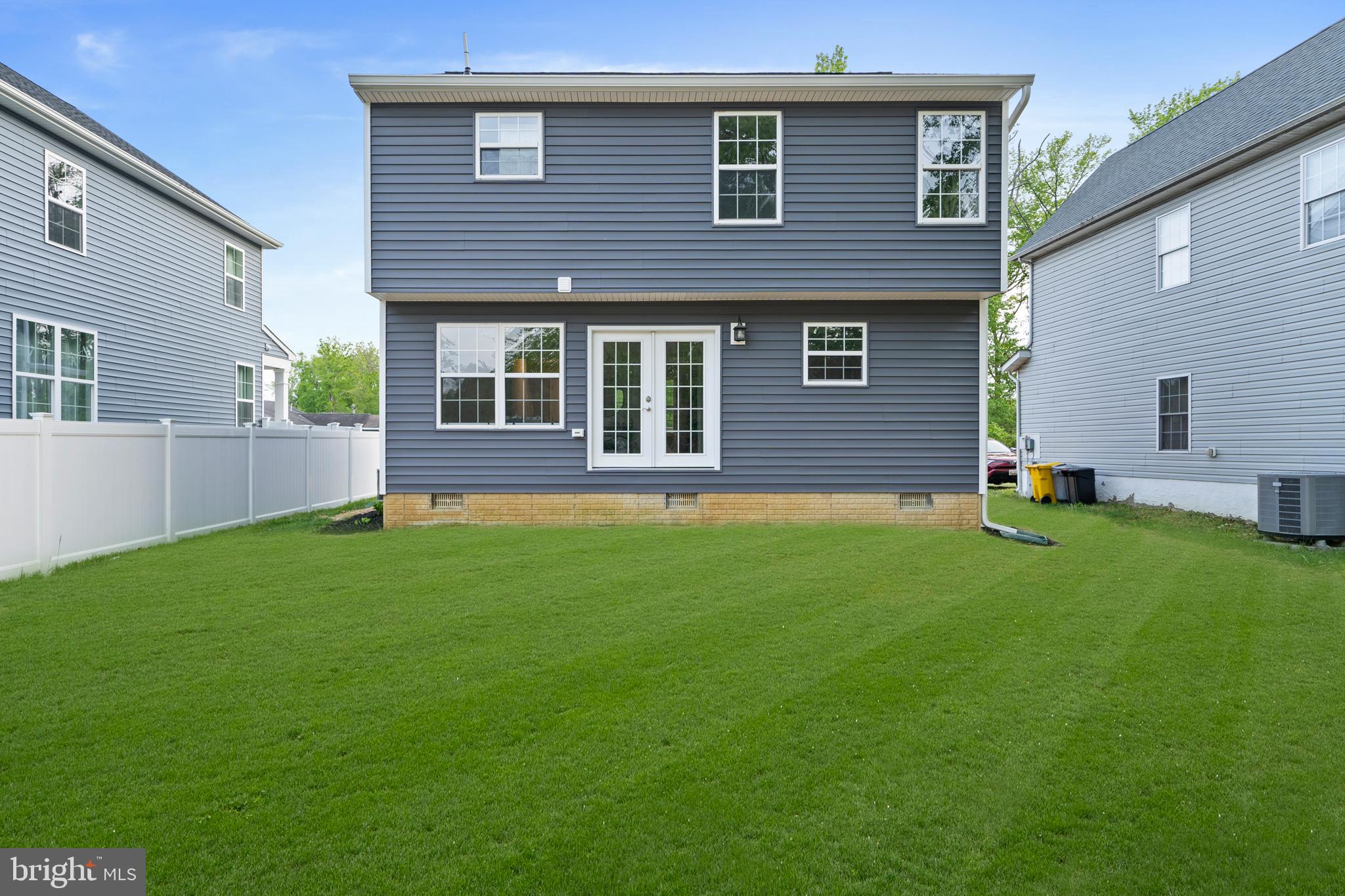 NORTH BEACH PARK - Residential