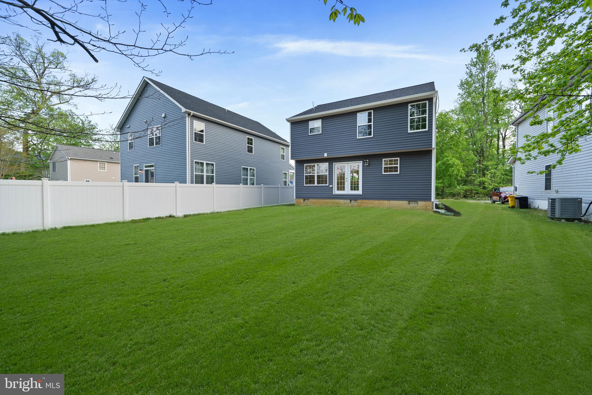 NORTH BEACH PARK - Residential