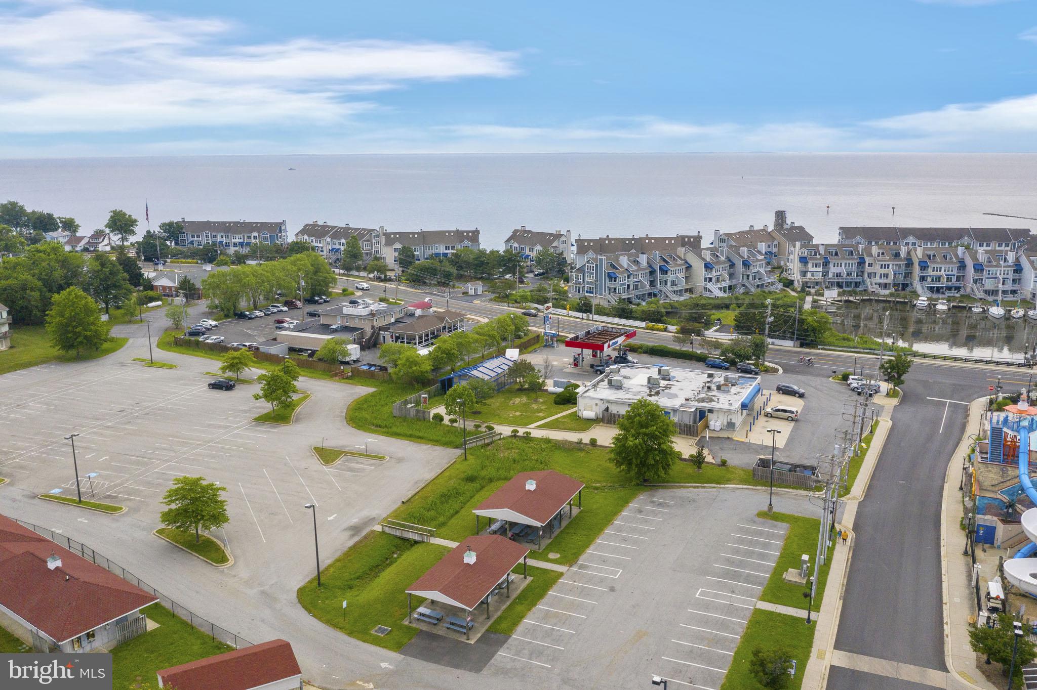 NORTH BEACH PARK - Residential