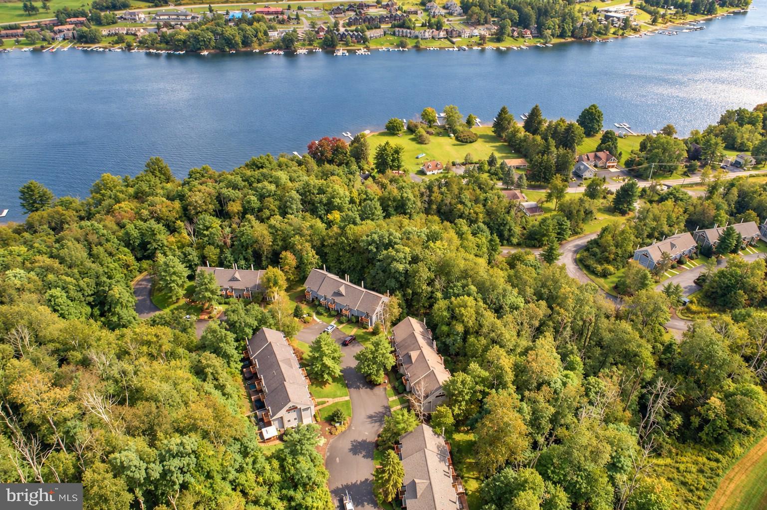 17 LAKEVIEW COURT