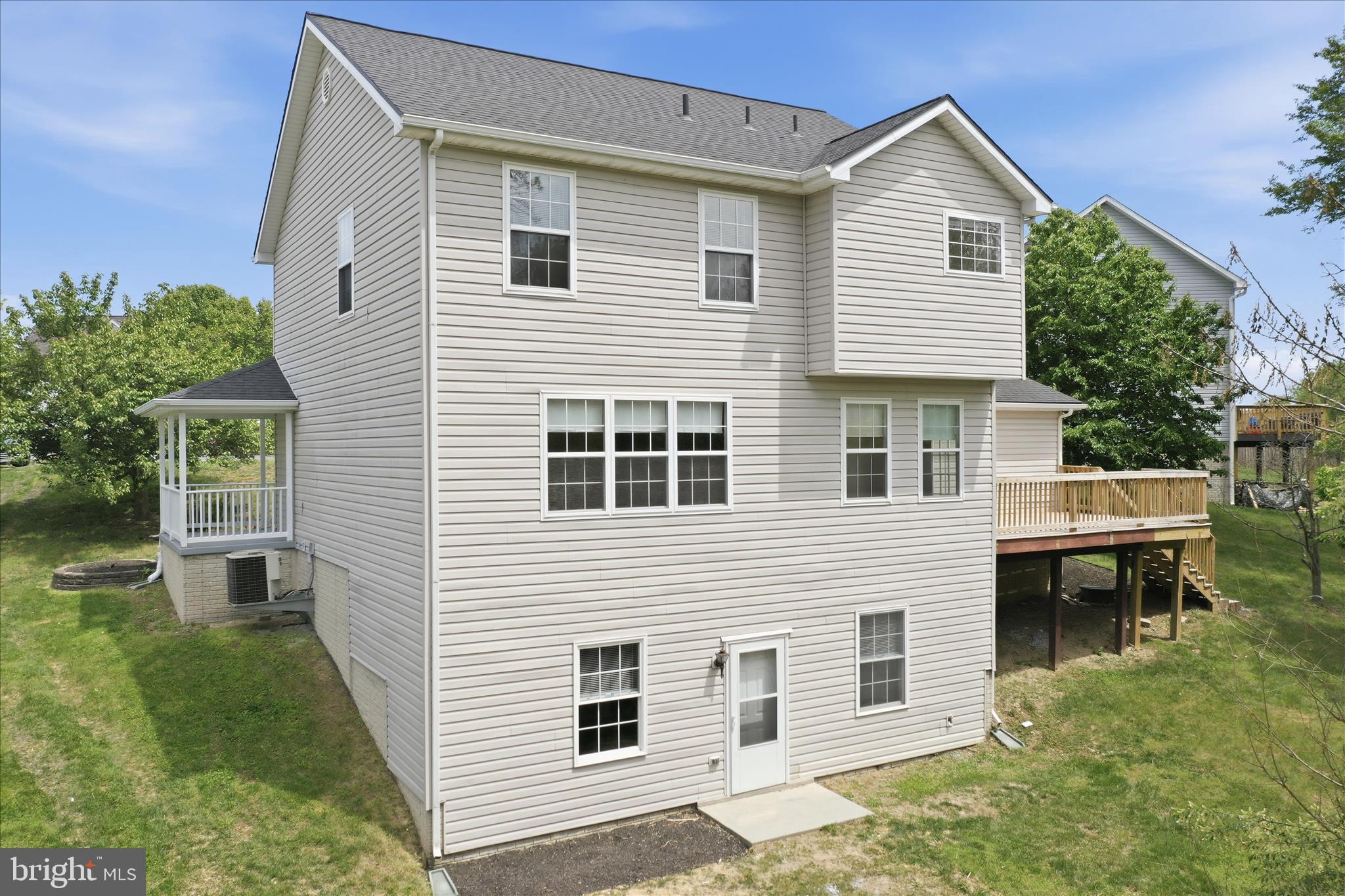 MILLS FARM - Residential