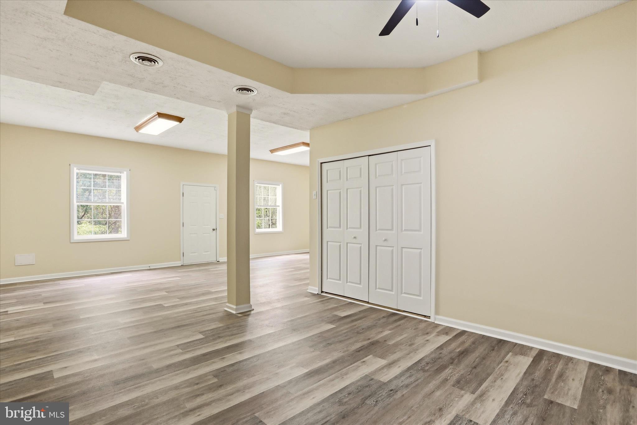 MILLS FARM - Residential
