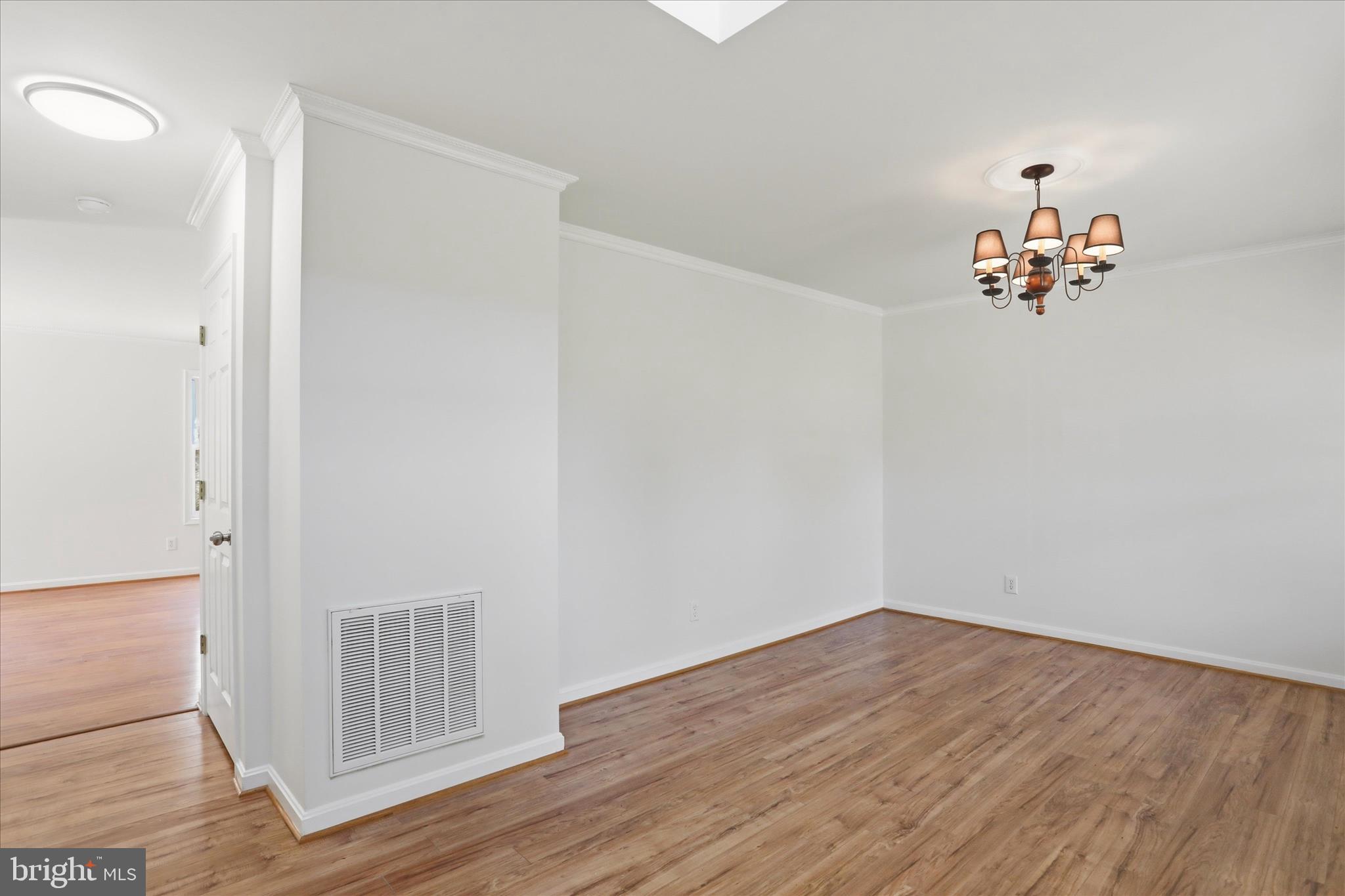 MILLS FARM - Residential