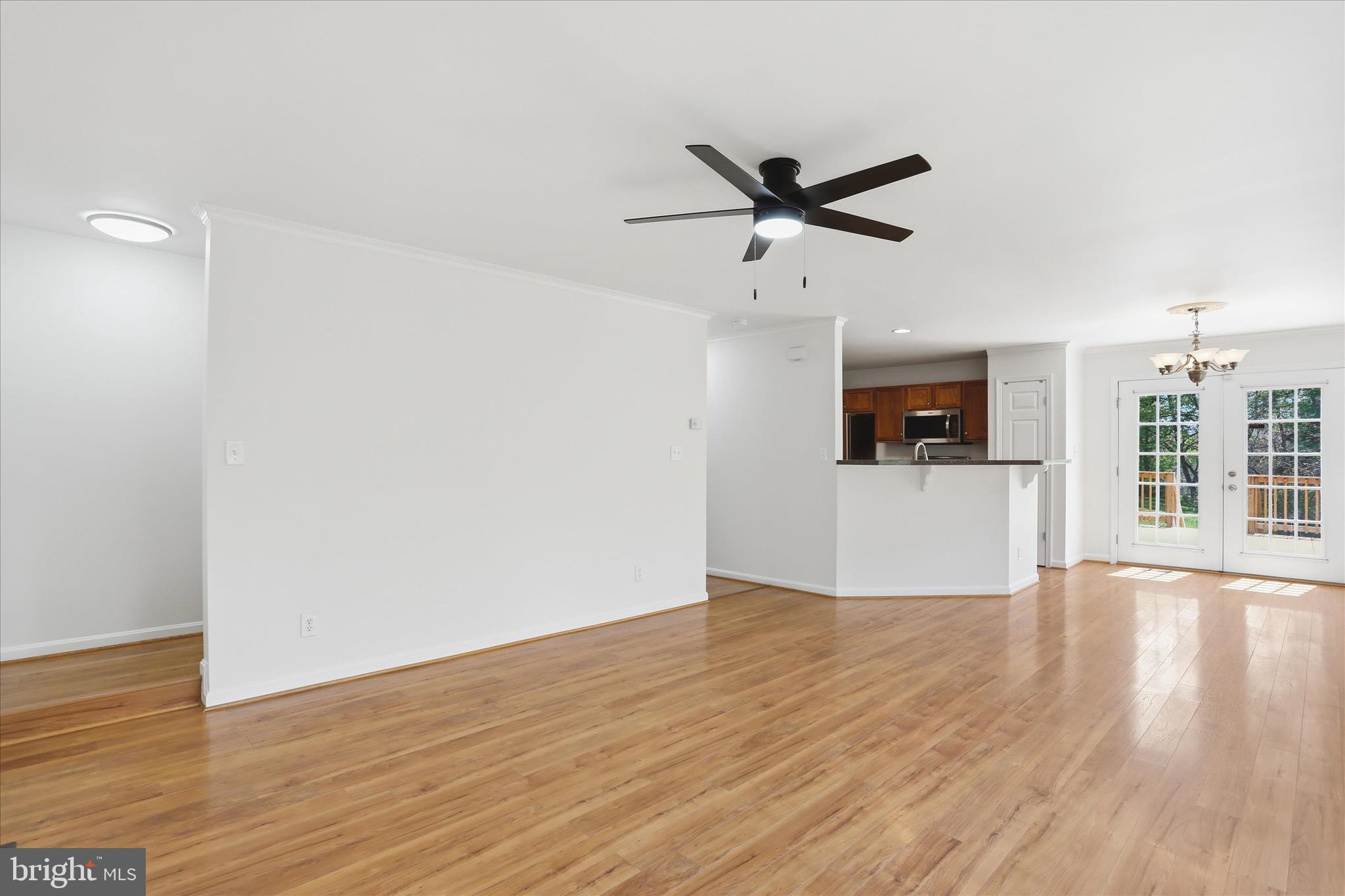 MILLS FARM - Residential