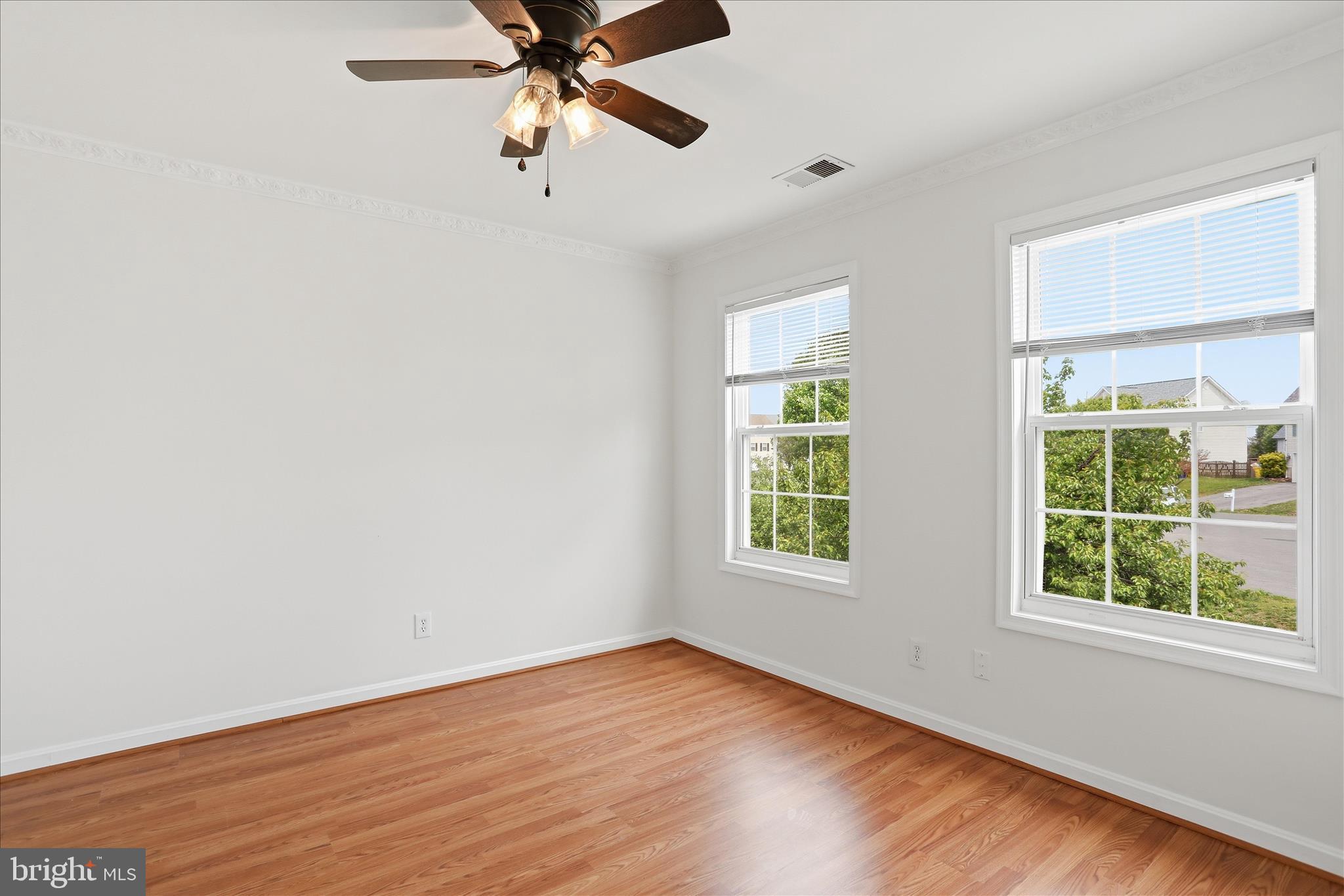 MILLS FARM - Residential