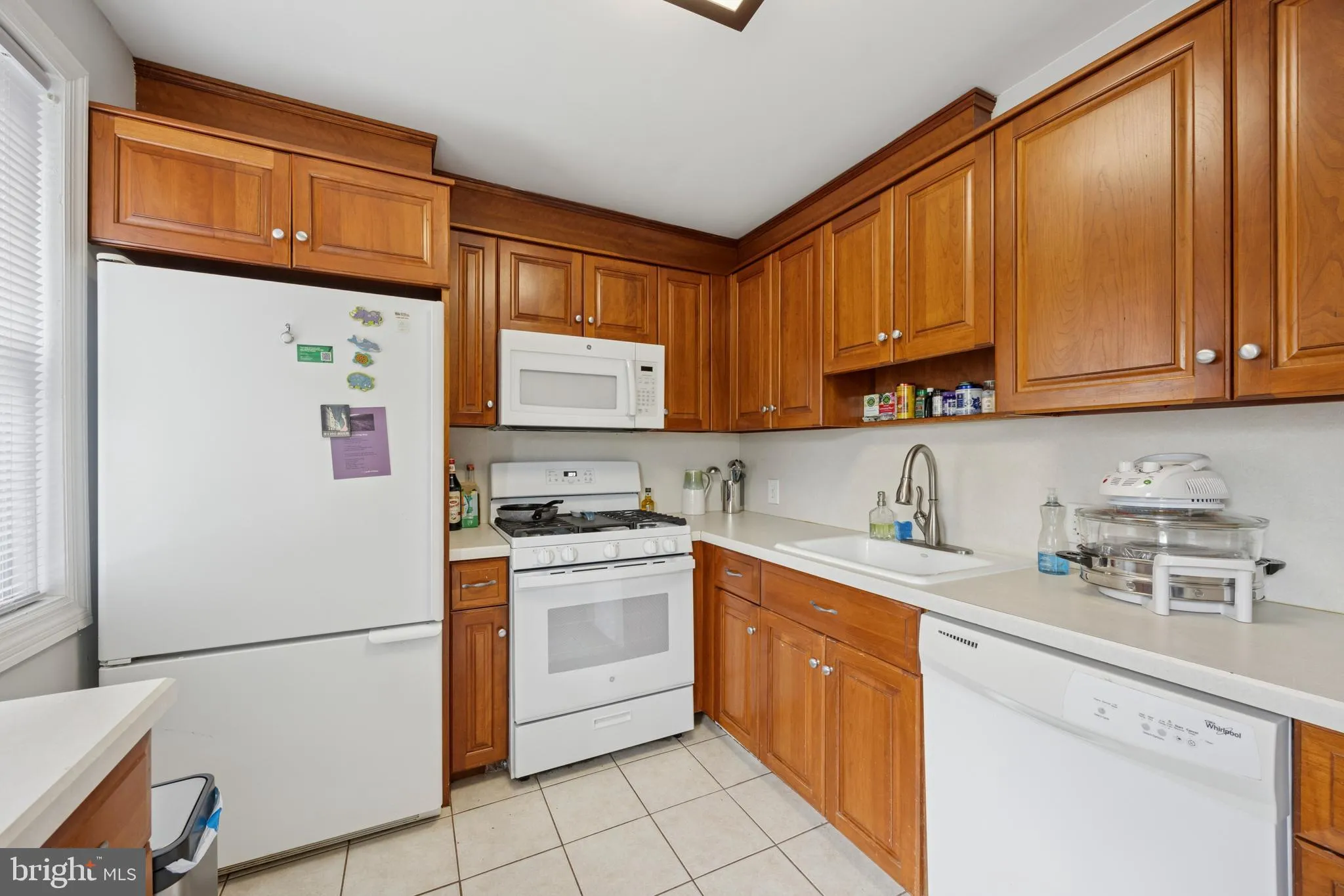 Hamilton, New Jersey 08619, United States, 3 Bedrooms Bedrooms, ,1 BathroomBathrooms,Residential,Pending,116078