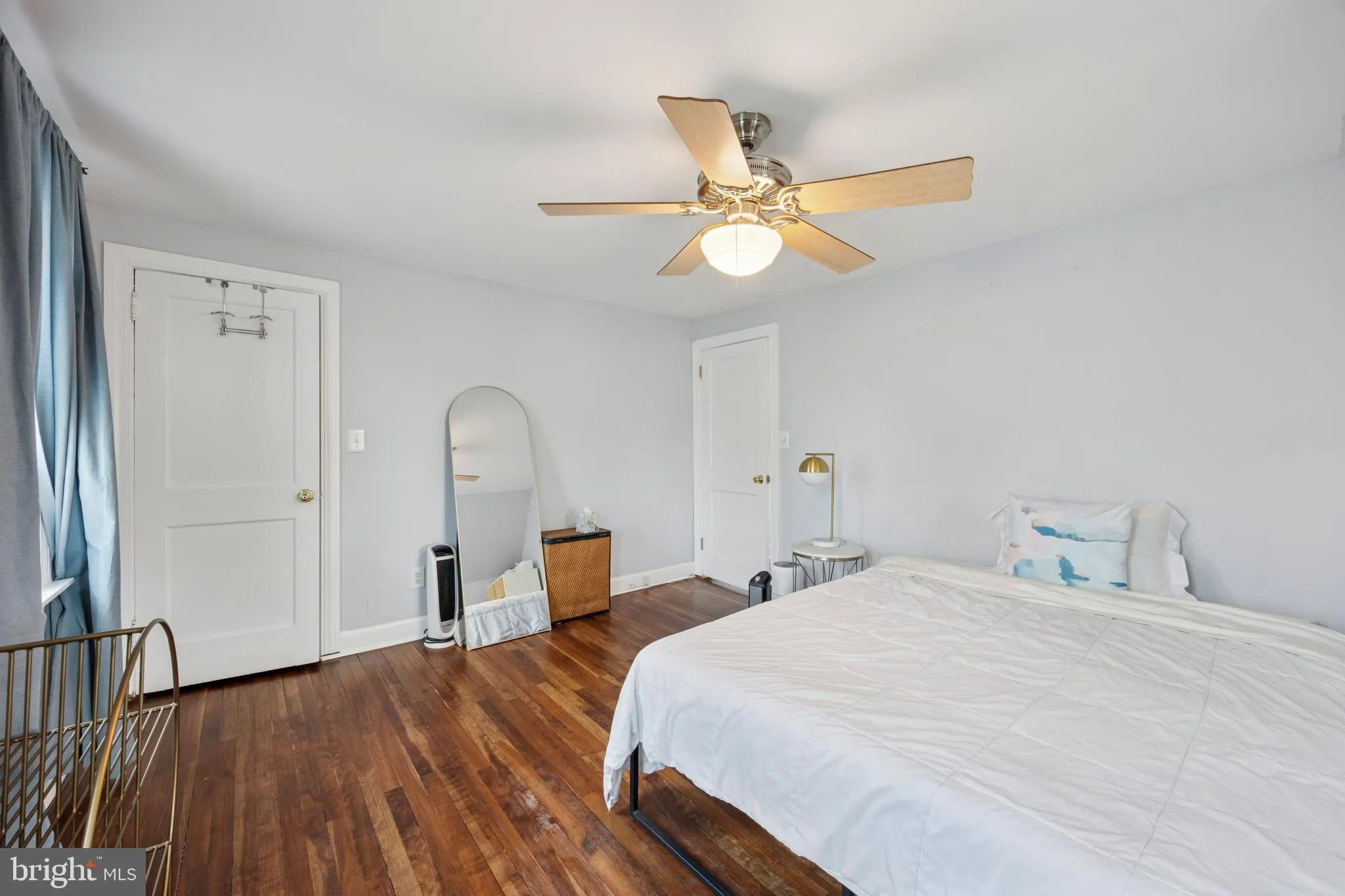 Hamilton, New Jersey 08619, United States, 3 Bedrooms Bedrooms, ,1 BathroomBathrooms,Residential,Pending,116078