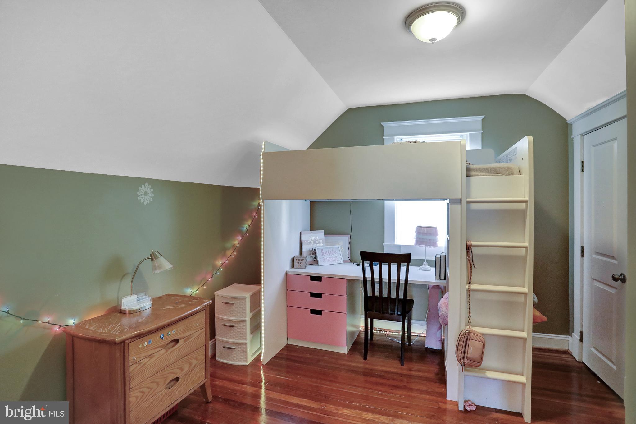 GWYNN OAK - Residential