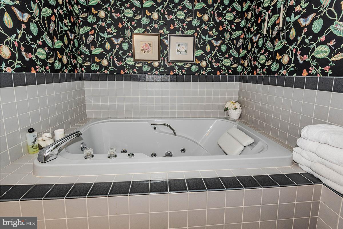 LINDAMOOR ON THE SEVERN - Residential