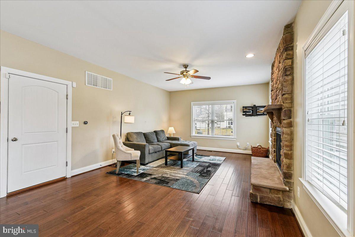 GUM SPRING FARMS - Residential